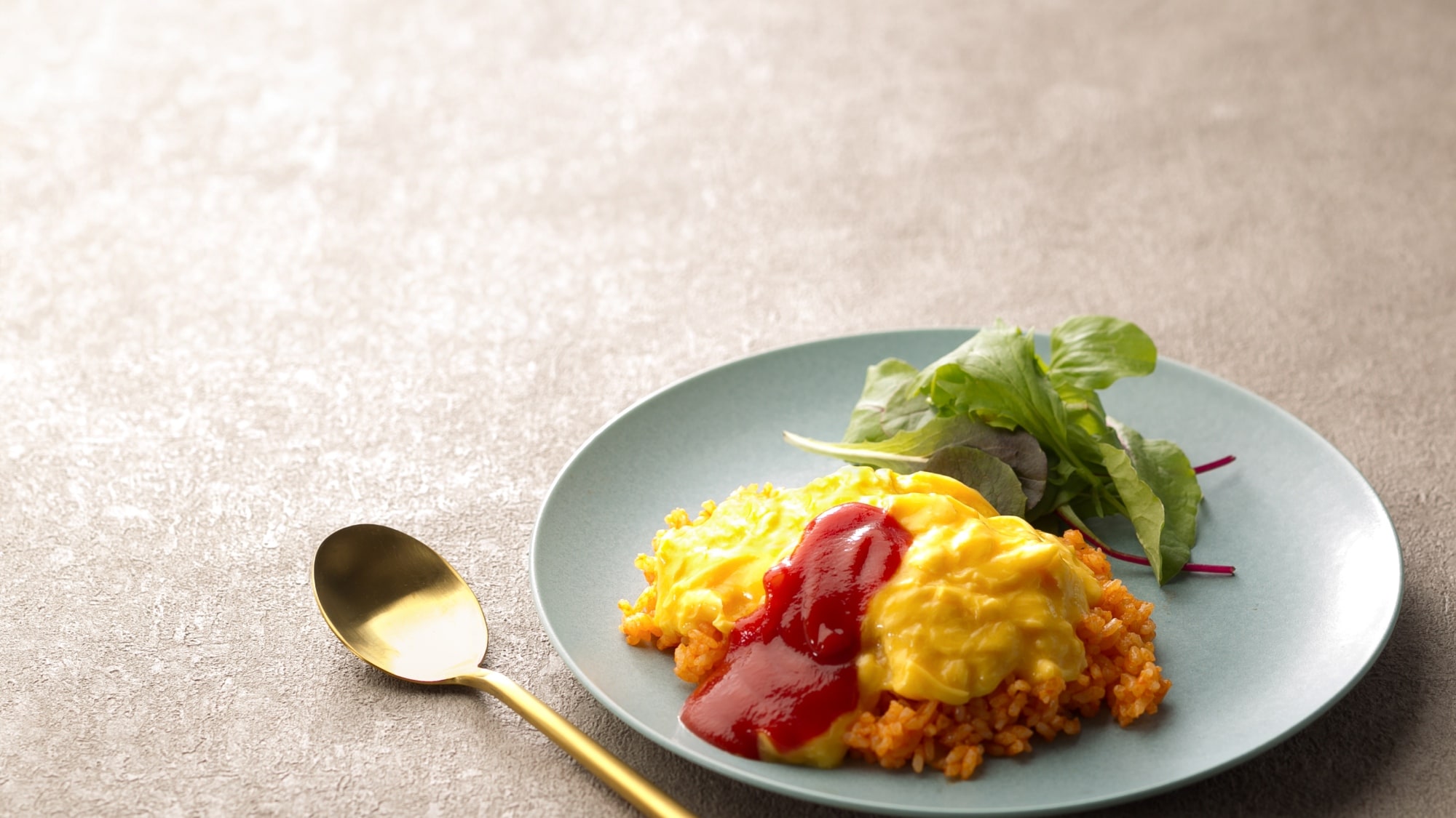 <Breakfast Buffet> Chicken rice and scrambled eggs