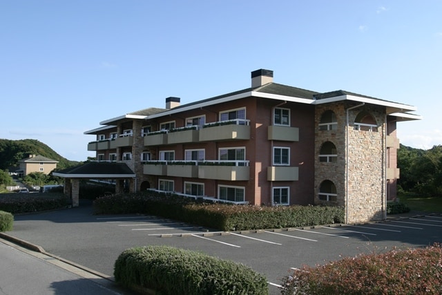South Hill exterior