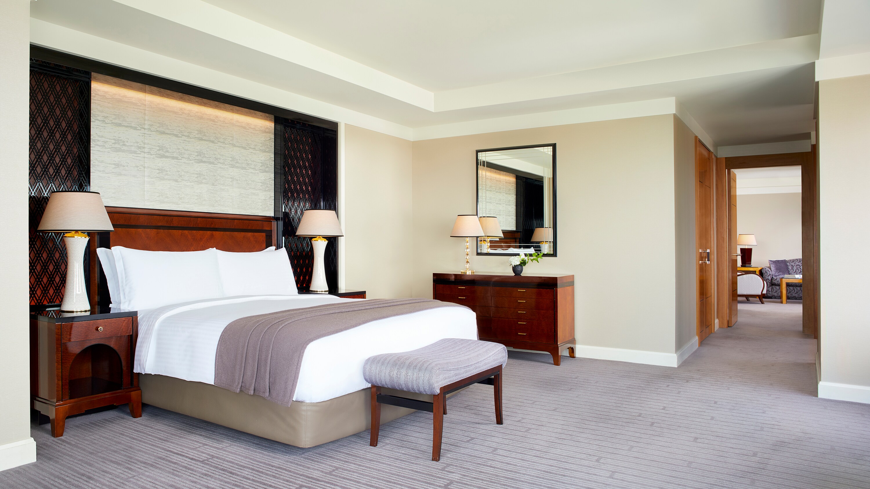 Club Carlton Suite