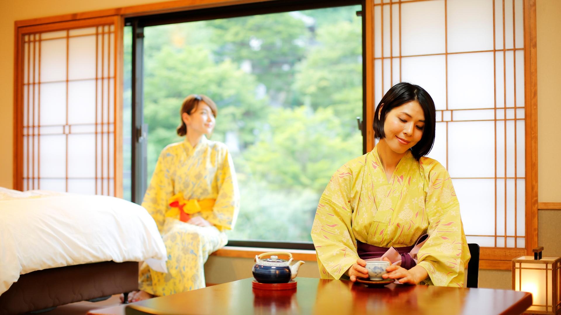 ■ ภาพการใช้ห้องพักแบบญี่ปุ่นและแบบตะวันตก