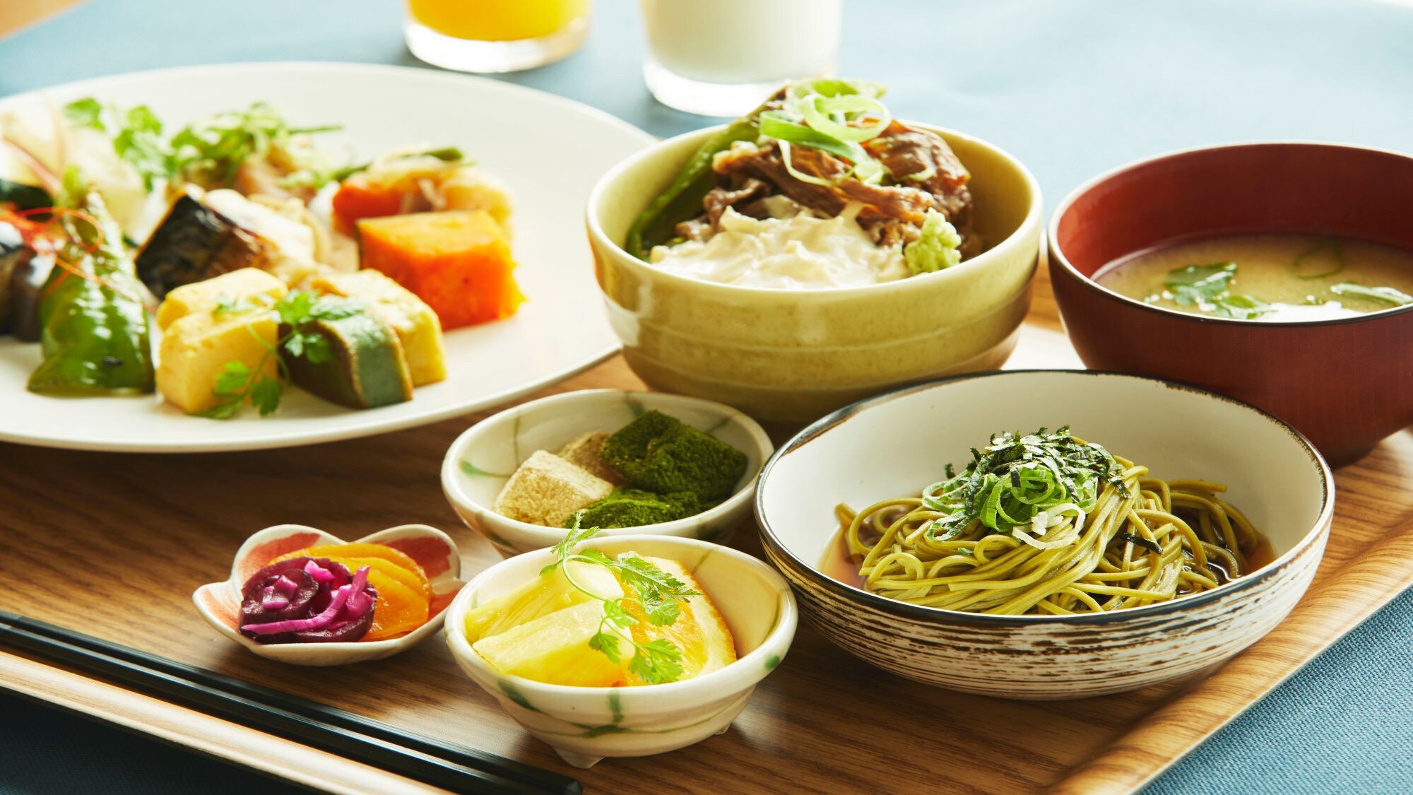 Breakfast buffet (image is an image)