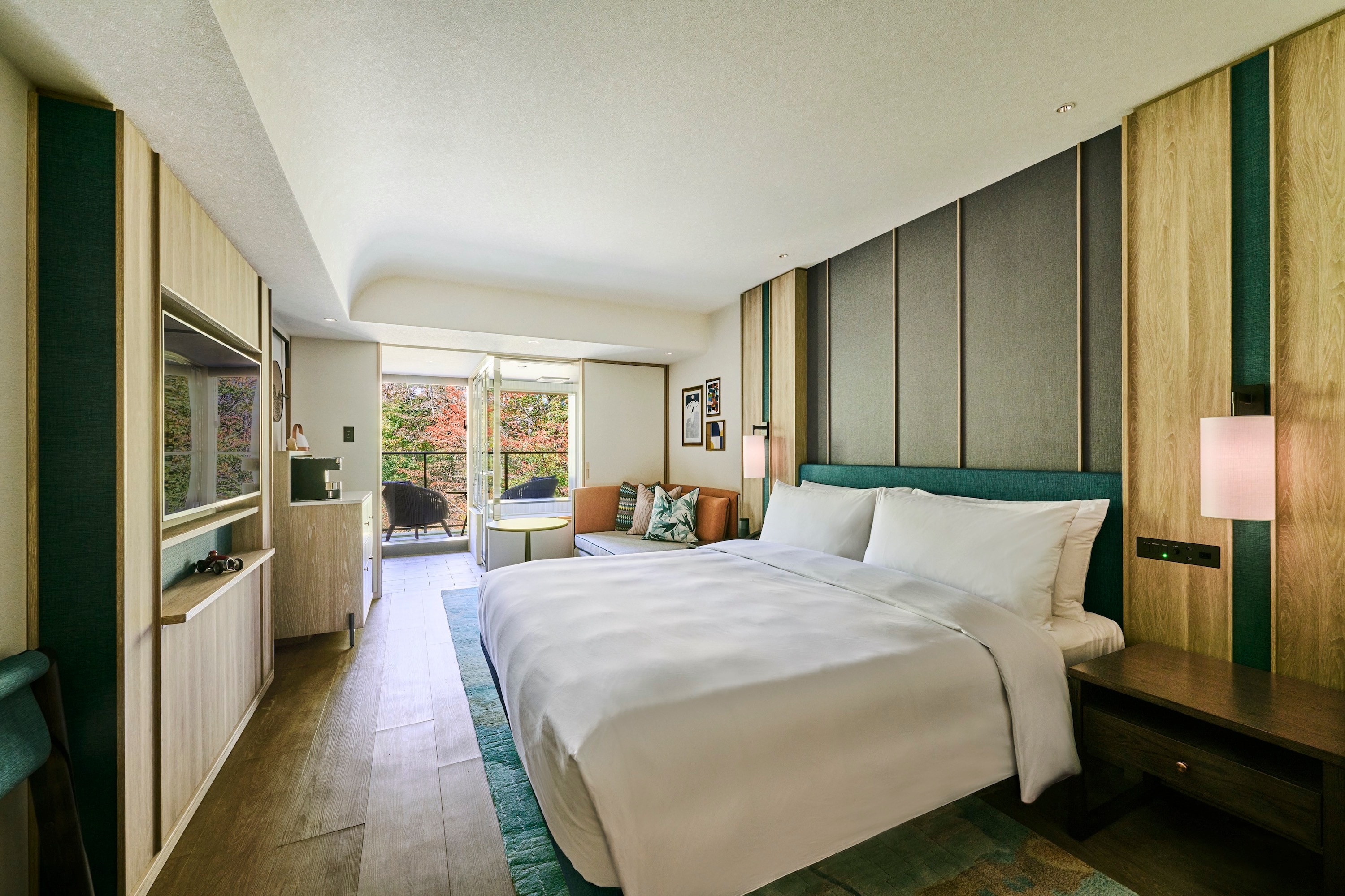 Standard King River View (View Bath Type)