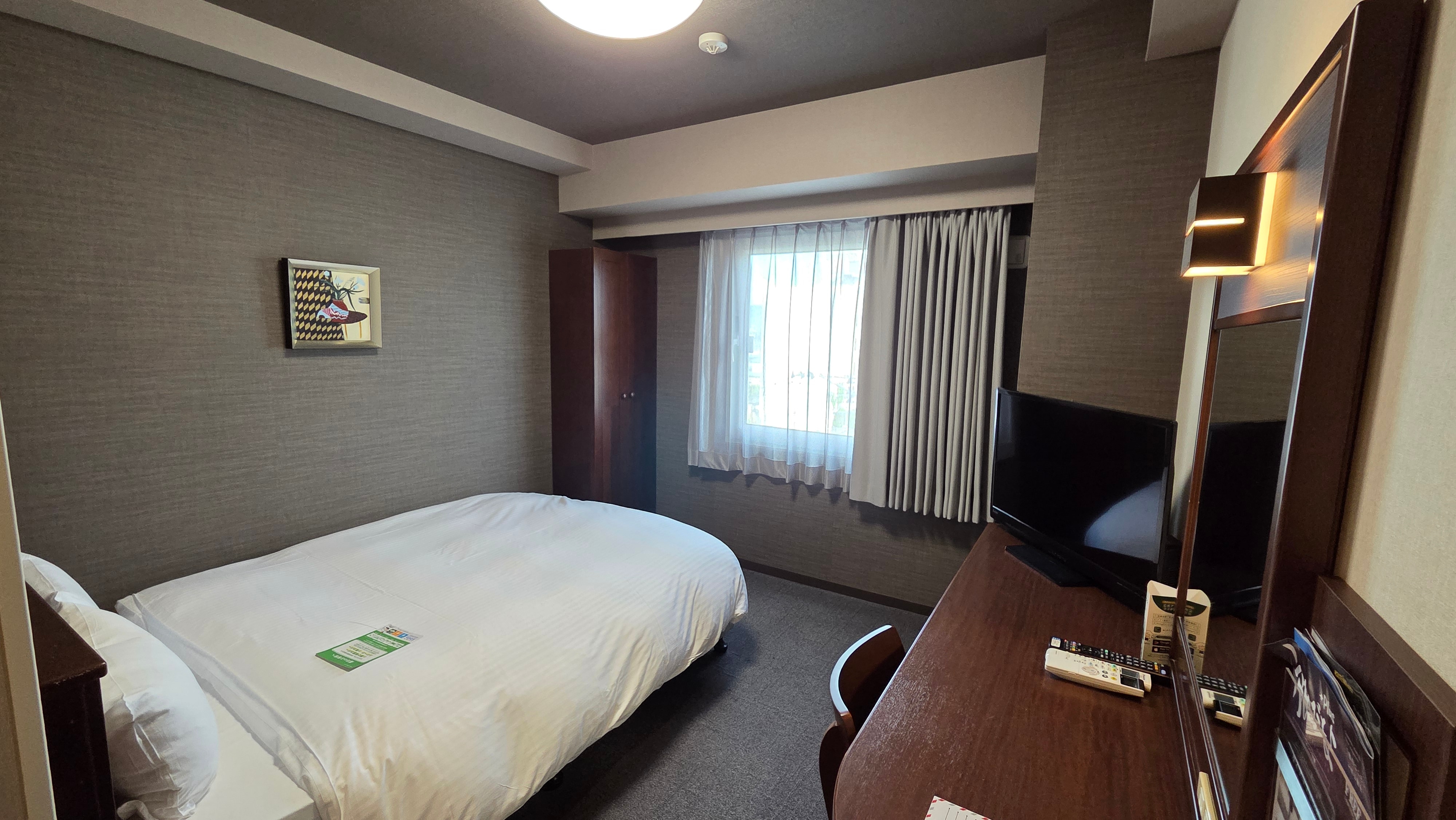 ◆Semi-double room◆　140cm wide bed●12㎡
