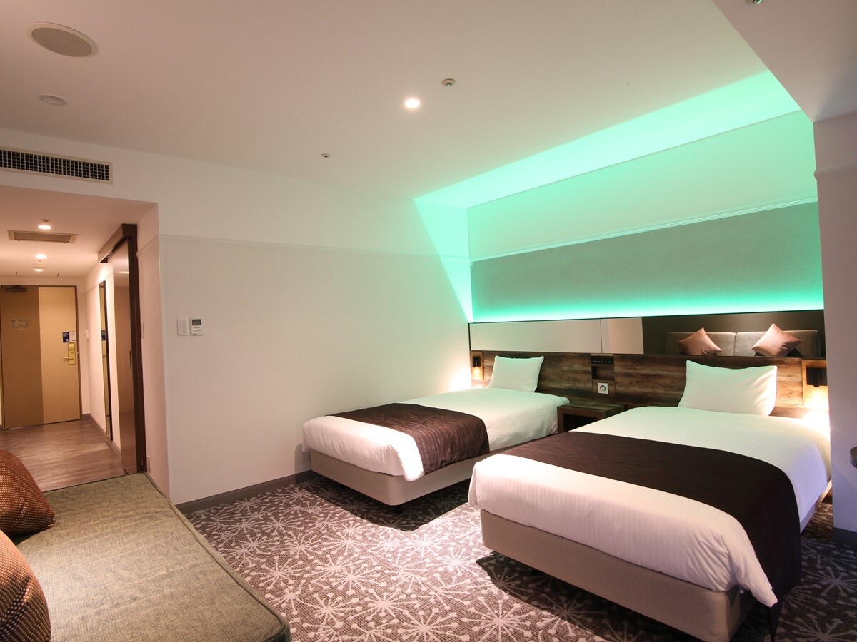 [Deluxe Twin (35 square meters)]