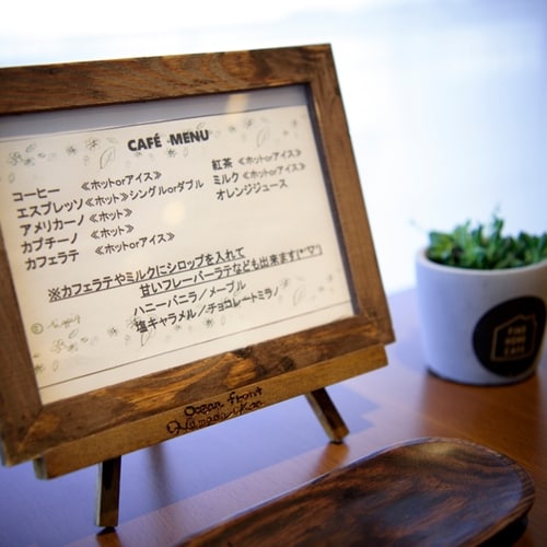 Có nhiều lựa chọn đa dạng trong thực đơn quán cà phê buổi sáng sau bữa sáng