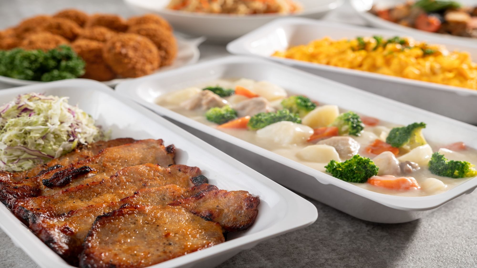 We have everything from standard morning menus to body-warming dishes.