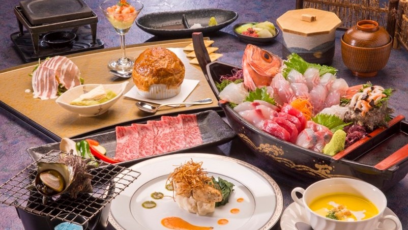 Dinner example (standard with boat-shaped platter)
