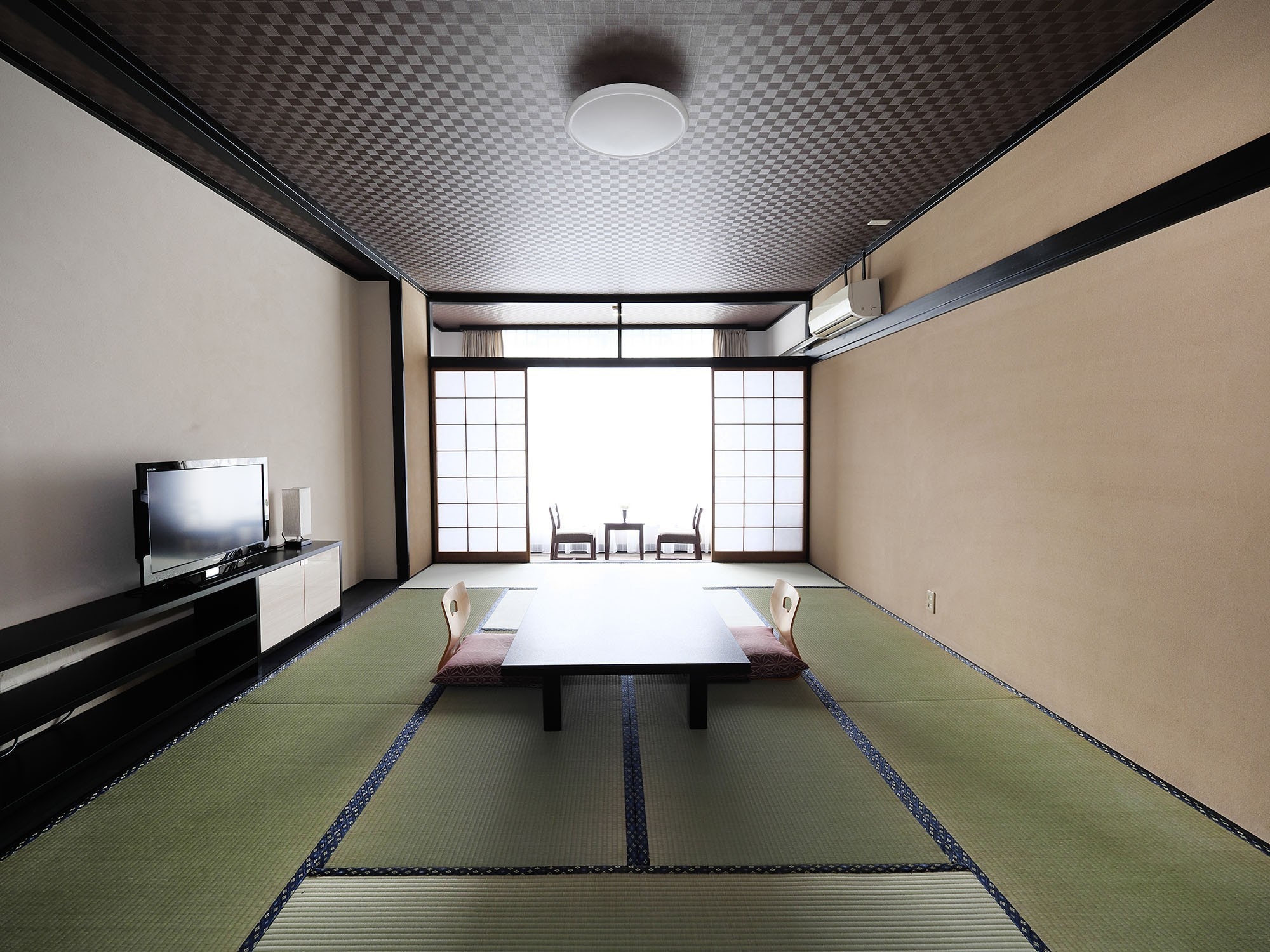 Japanese-style room