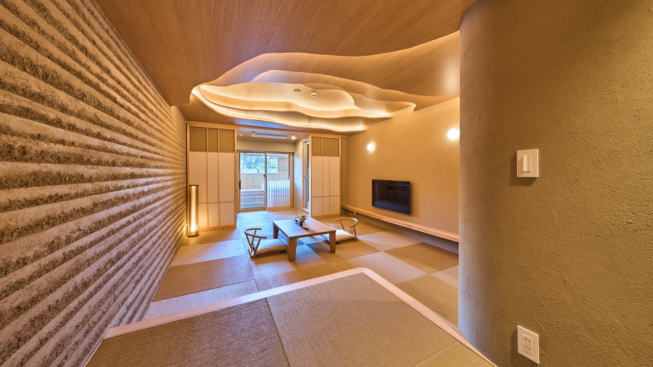 [303] Guest room with an open-air bath with a view of Mt. Wakakusa, Todaiji 《Unkai》