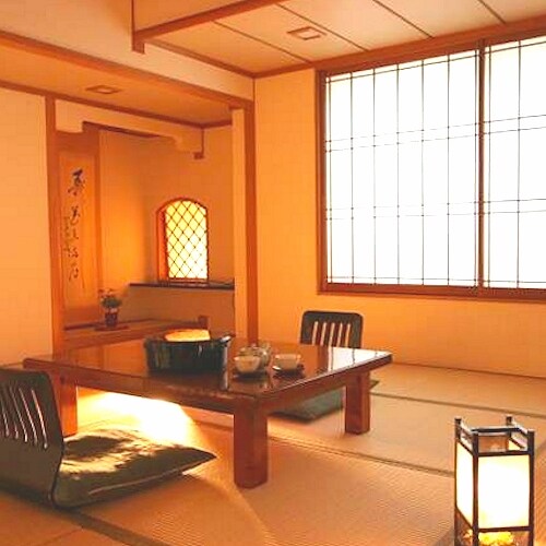 ★ Japanese-style room with bath 8 tatami mats ★