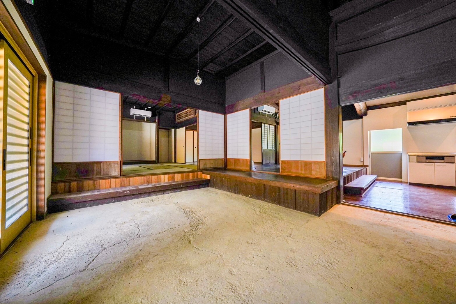 Old house (maple)