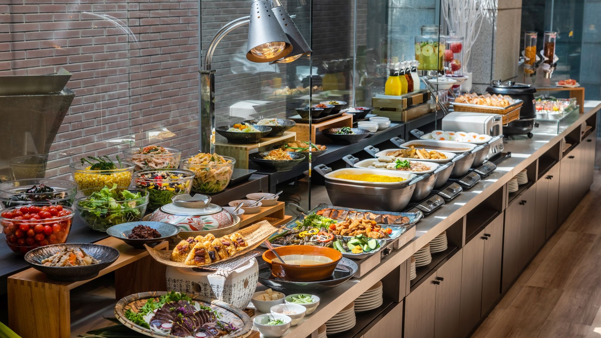 Hãy ăn uống đầy đủ và có một buổi sáng lành mạnh!