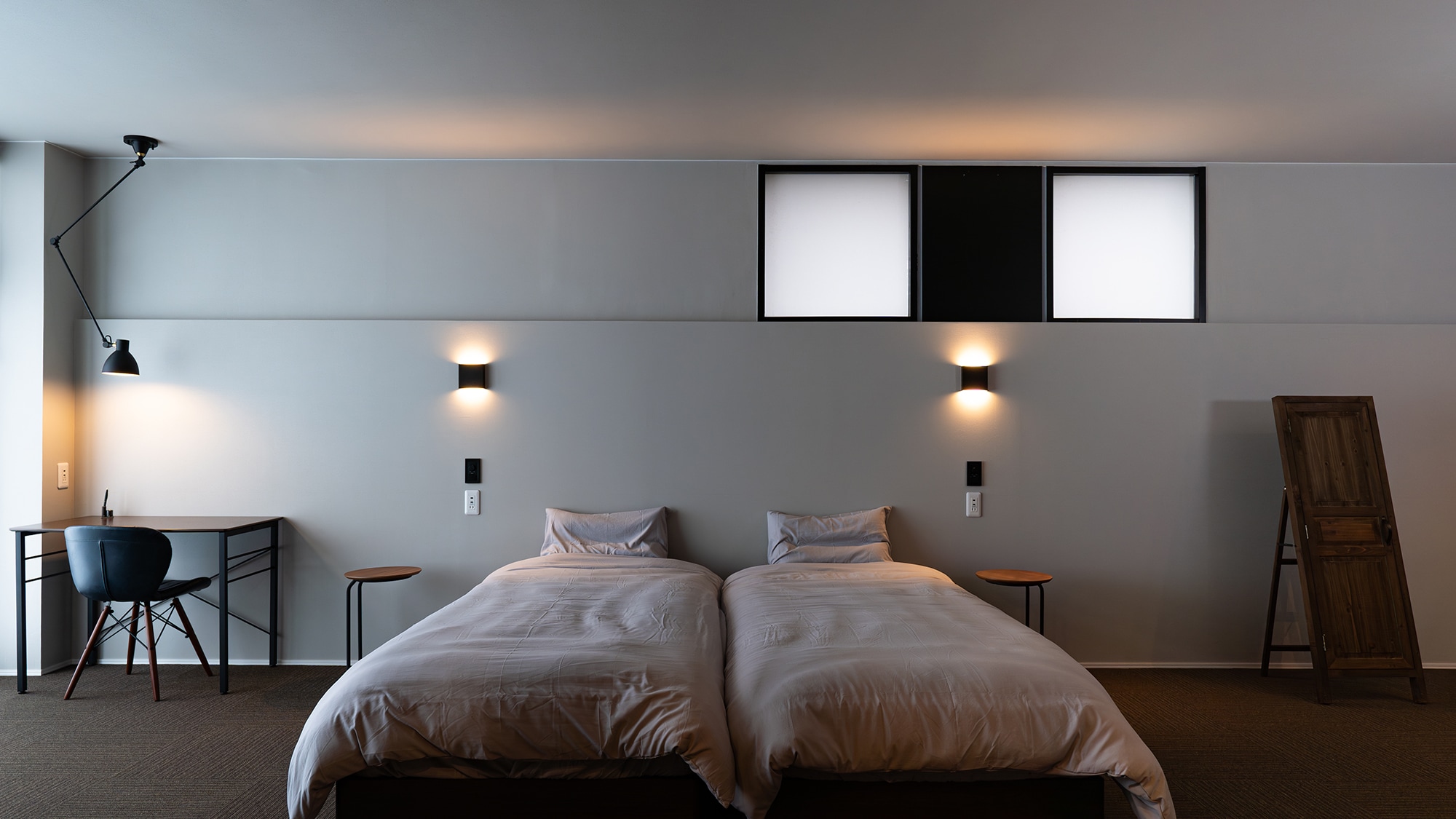 Rest room interior image