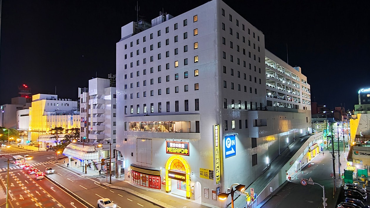 ホテル外観　夜