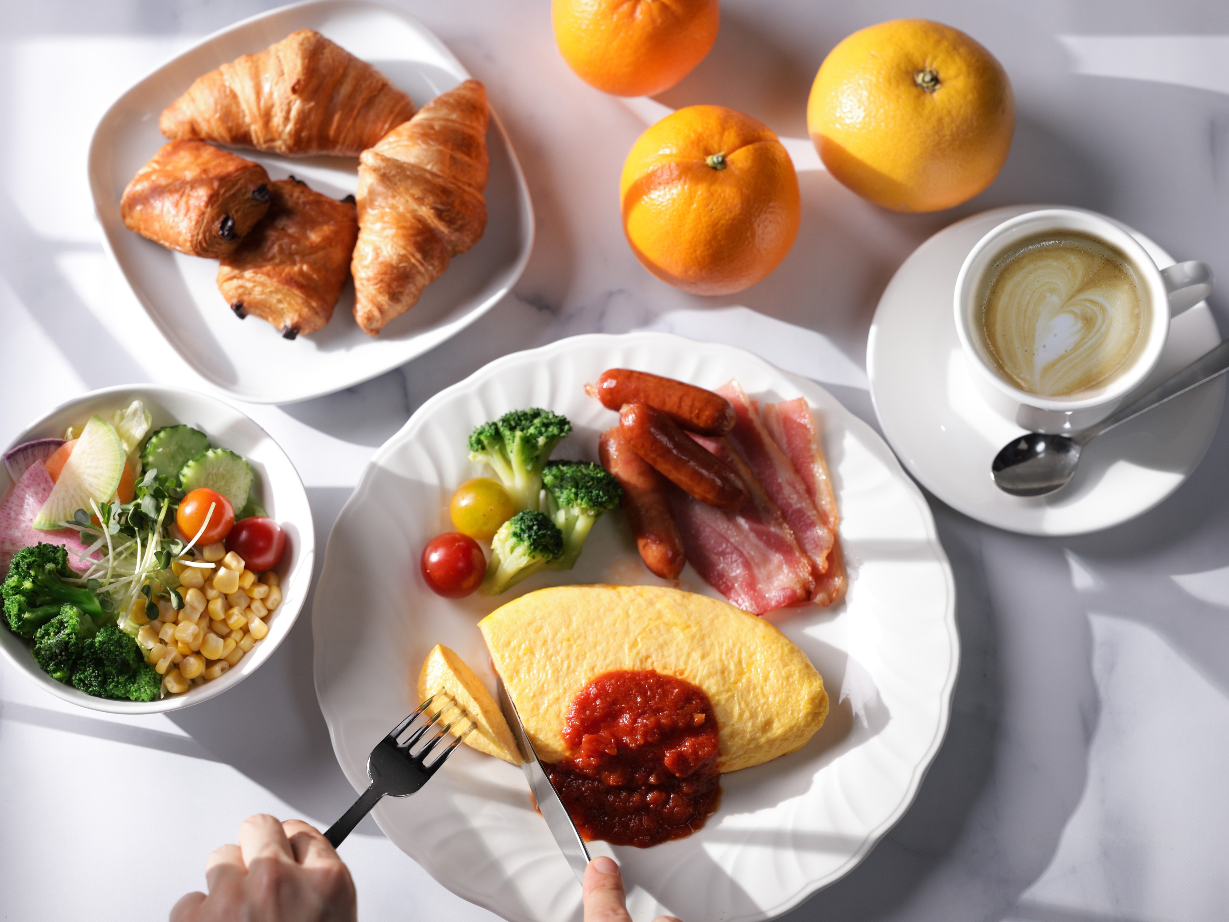 1F Restaurant Cafe "Cerace"