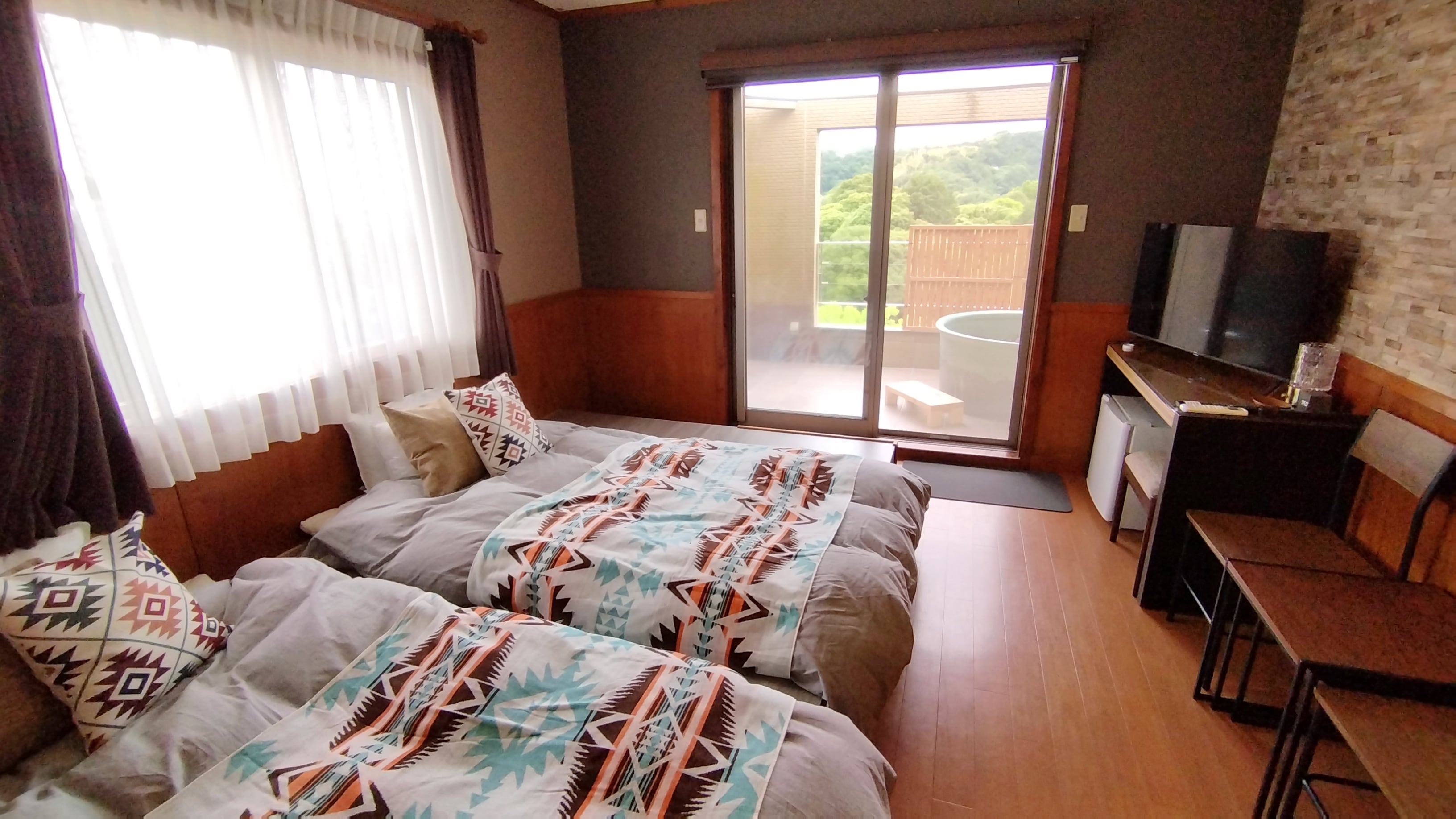 Room 205 "Kokopelli" Standard Room *Image of 2 people