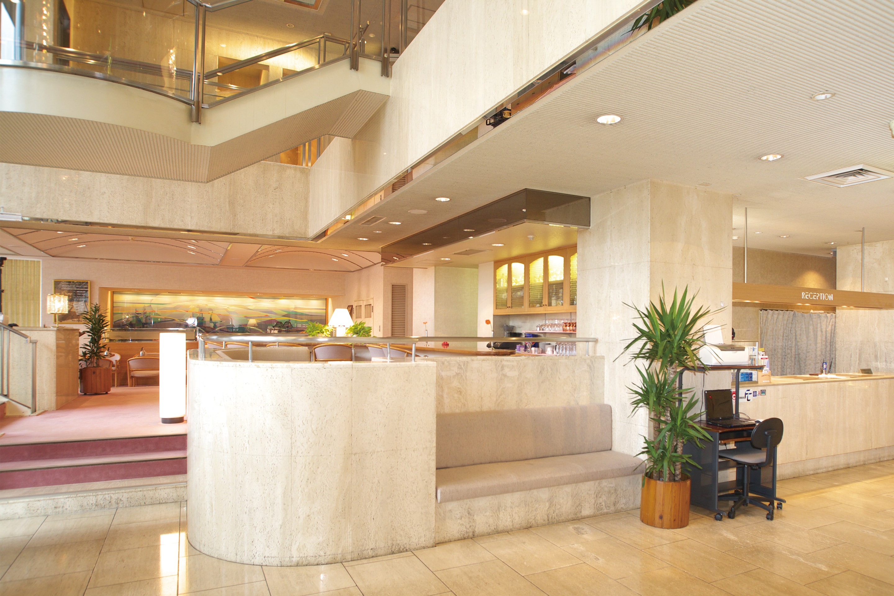 [1F大廳] 歡迎廣大顧客作為舒適、安心的旅程的基地。