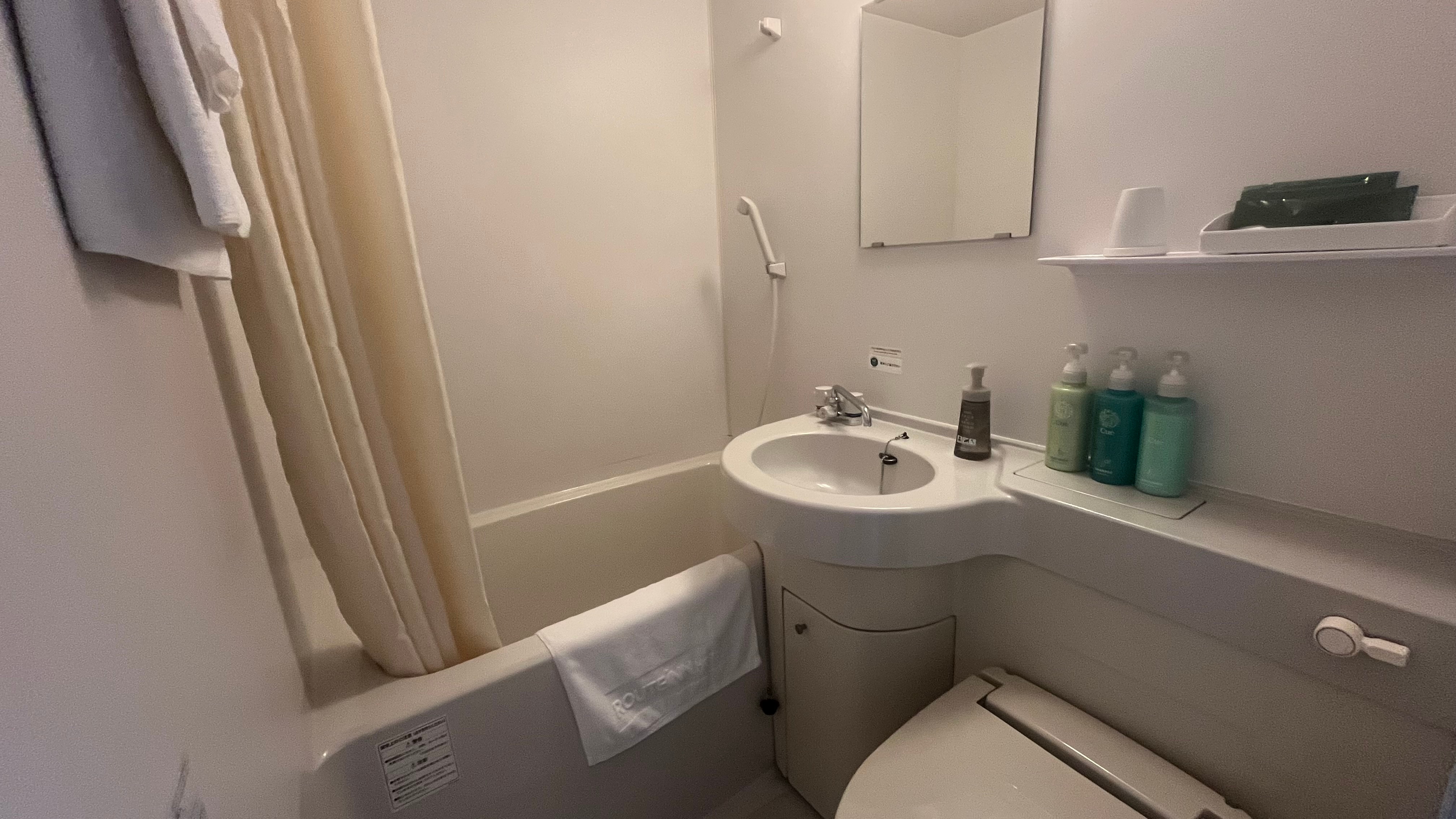 Unit bathroom