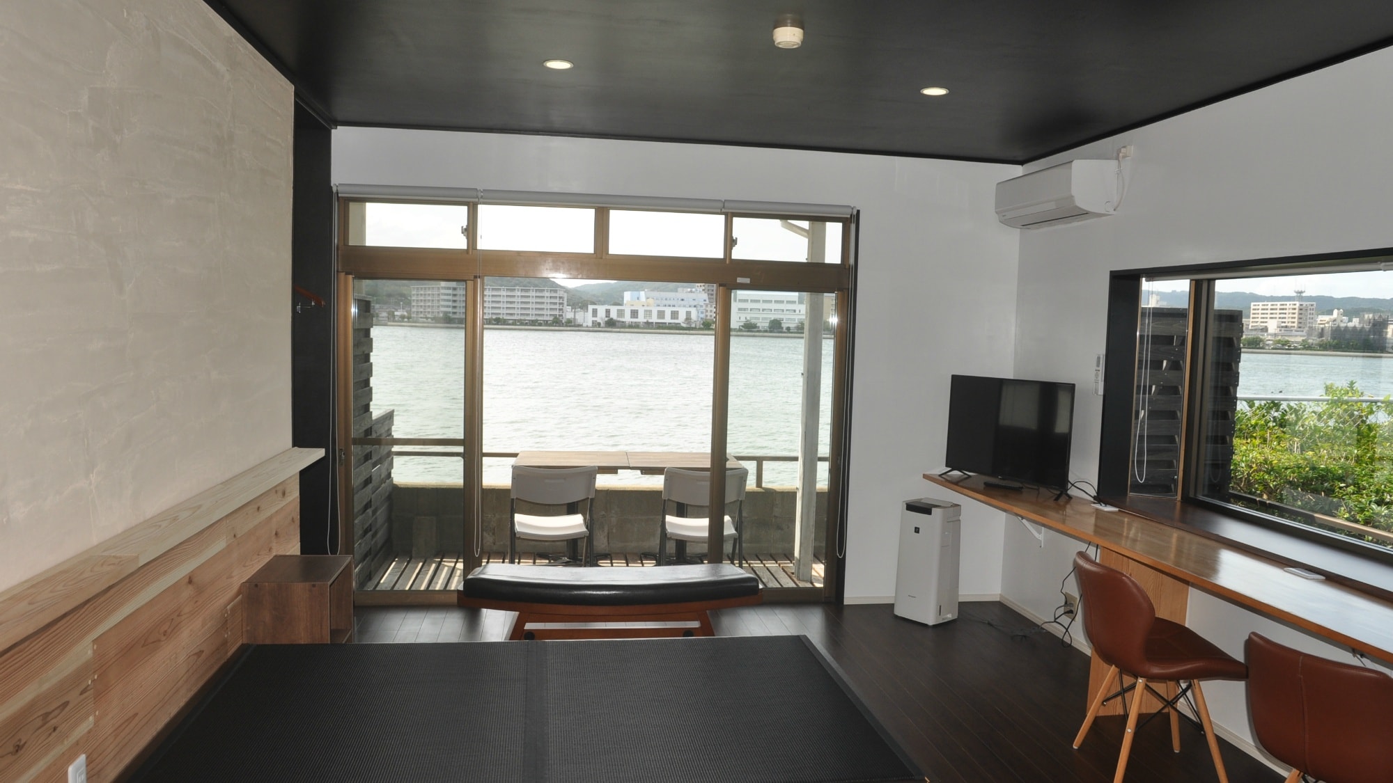 Japanese-Western style double room