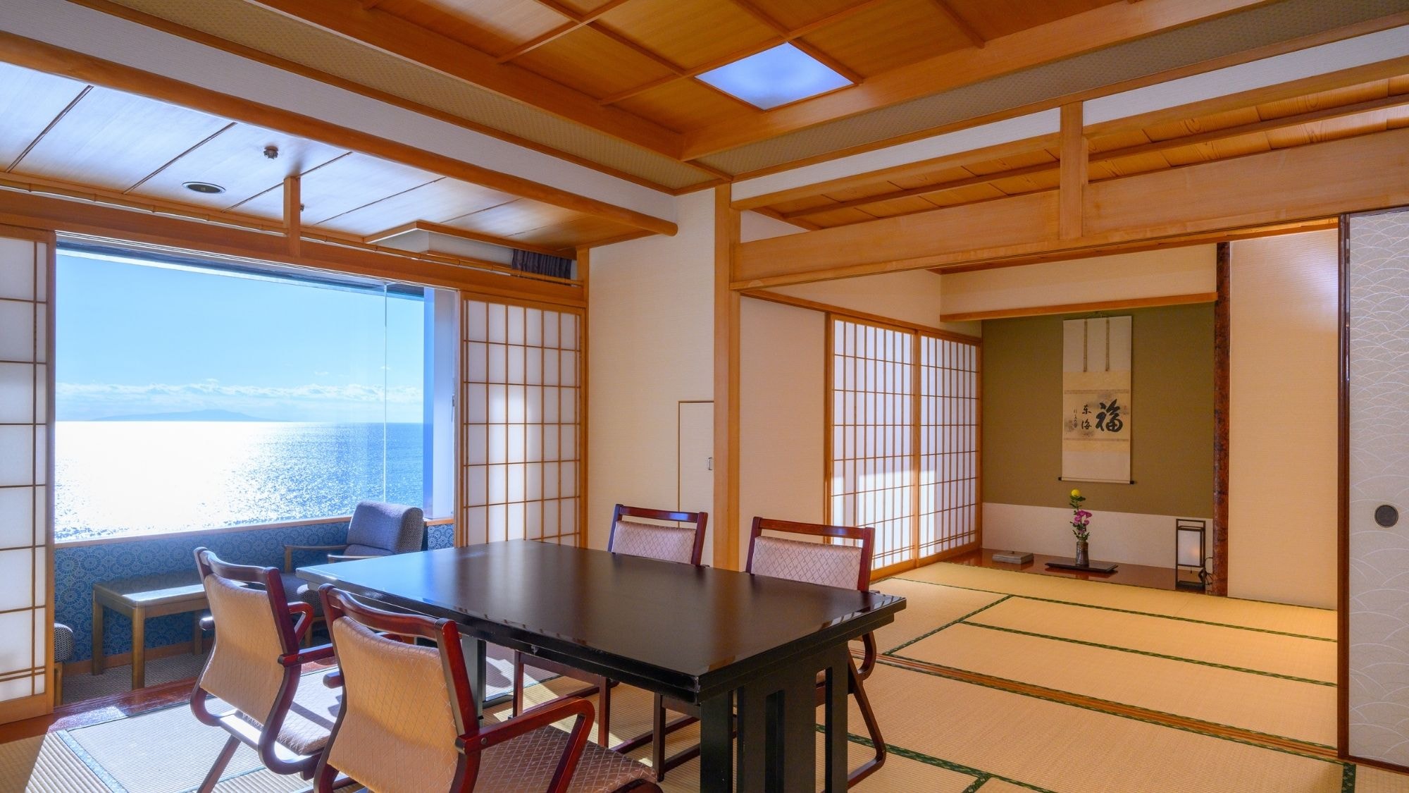 Kamar bergaya Jepang 10 tikar tatami + 6 tikar tatami