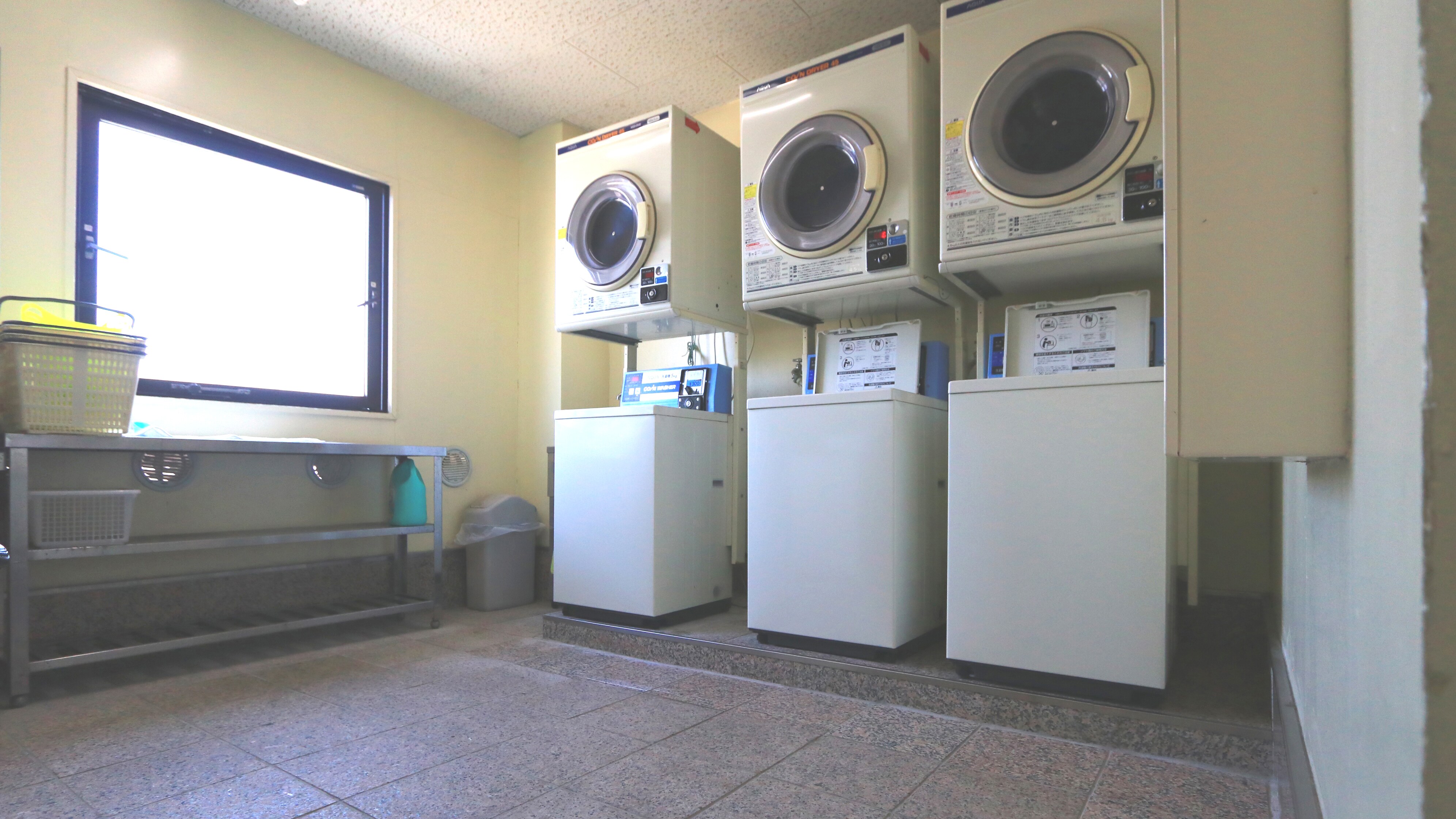 [5F coin laundry] (Detergent is available for free)