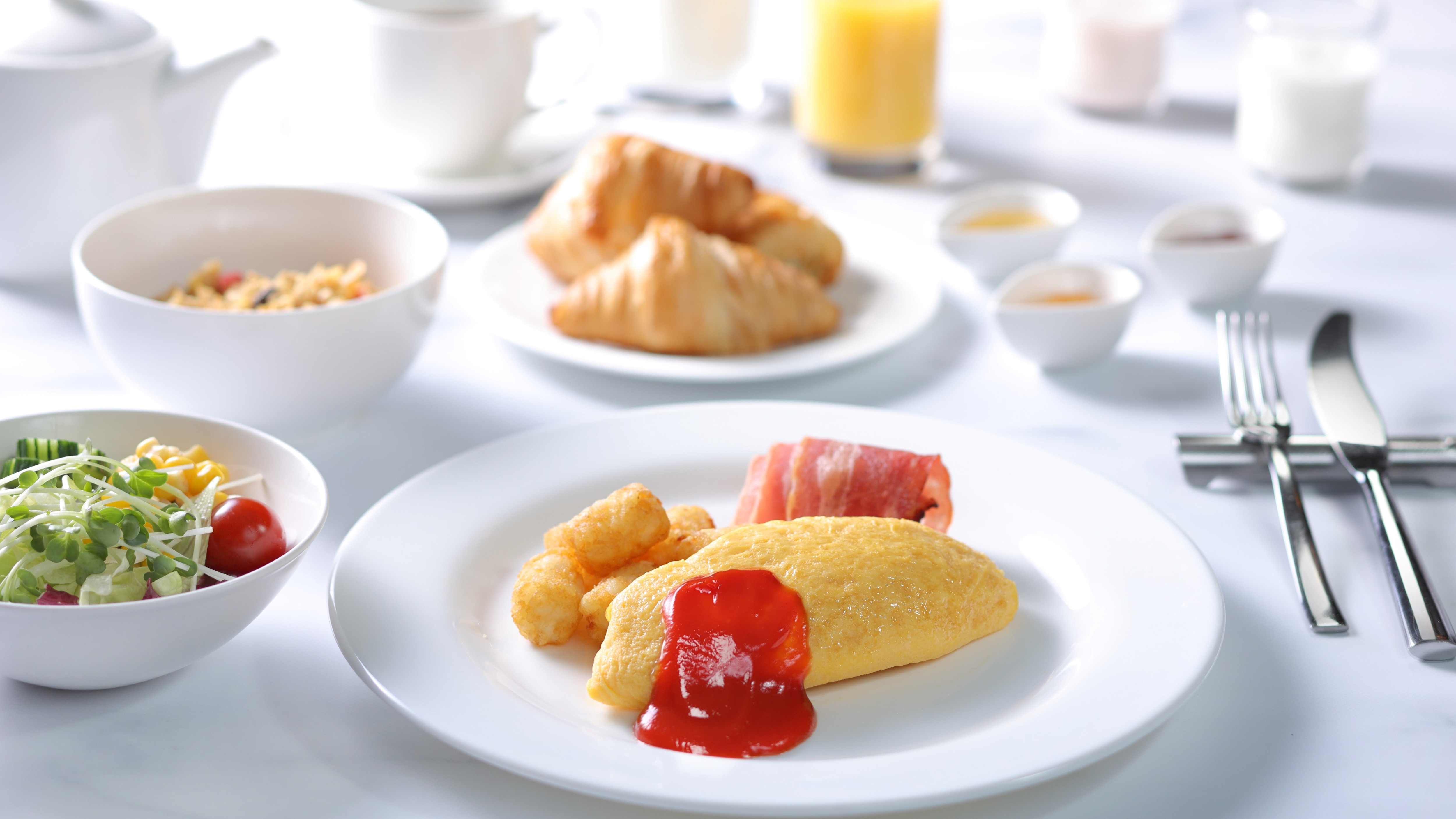 Room Service 아침 식사 메뉴 예
