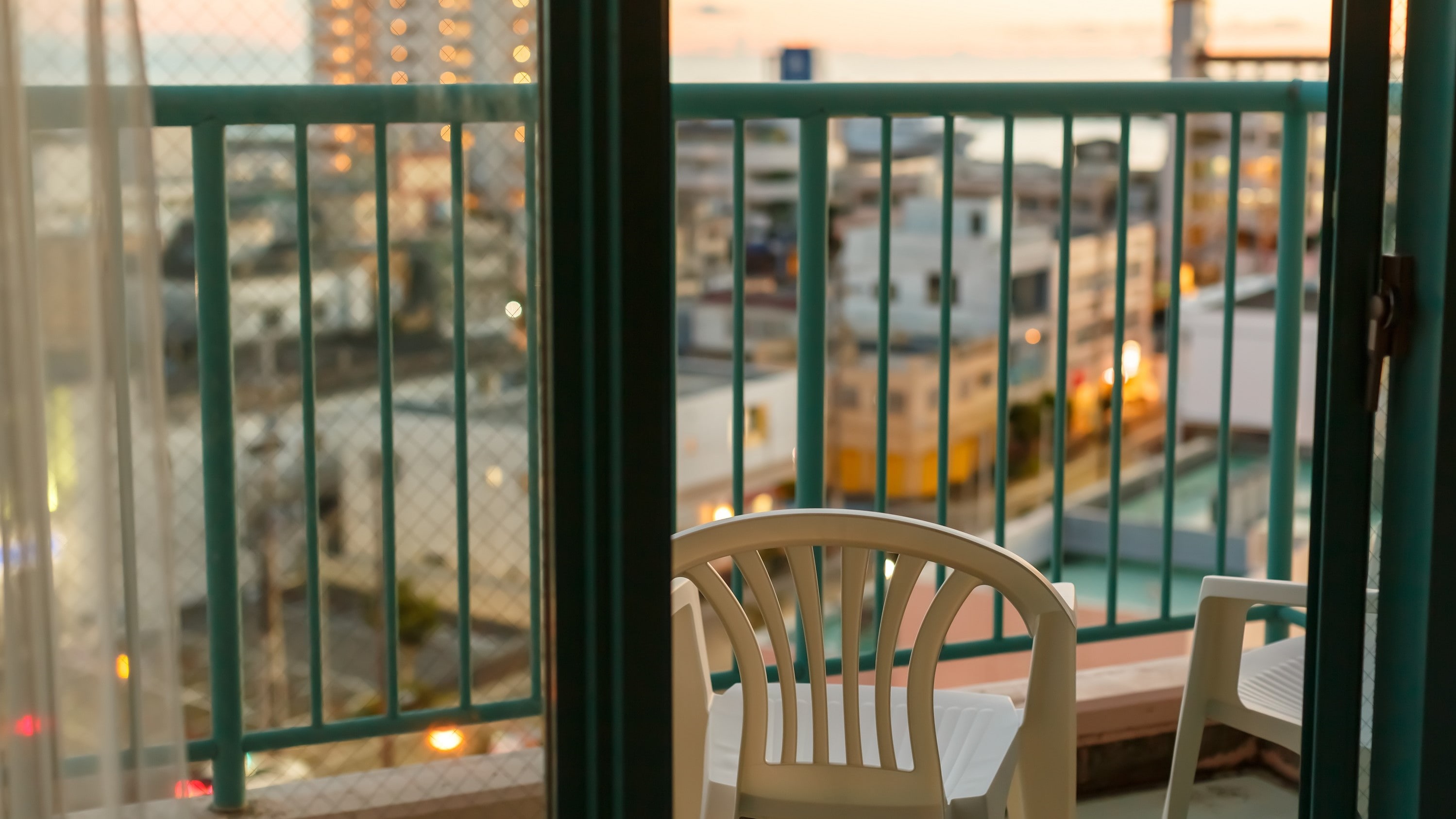 Guest room veranda