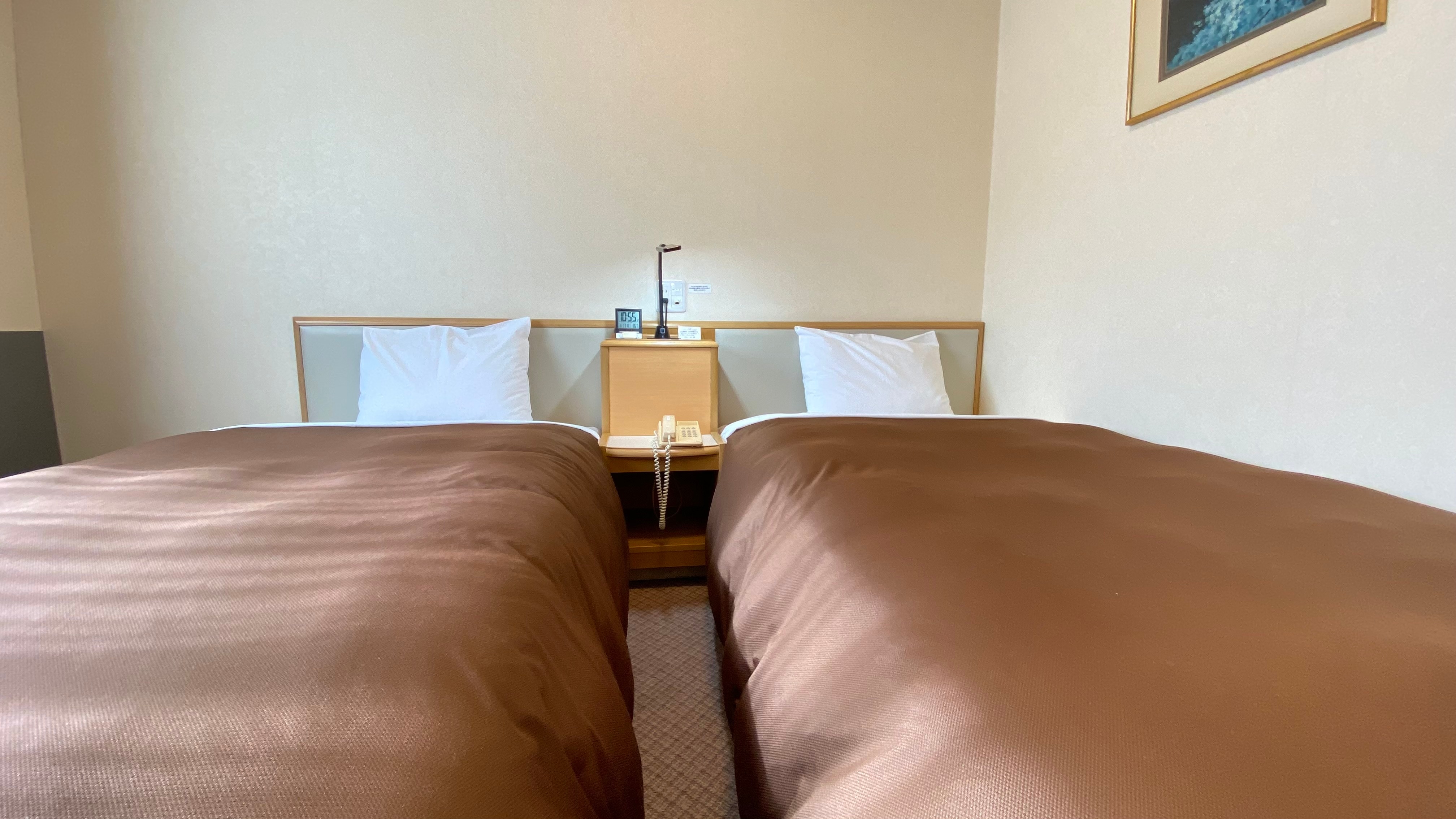 트윈룸 105㎝ 침대 2대. 느긋한 공간에서 느긋하게 편히 쉬십시오.