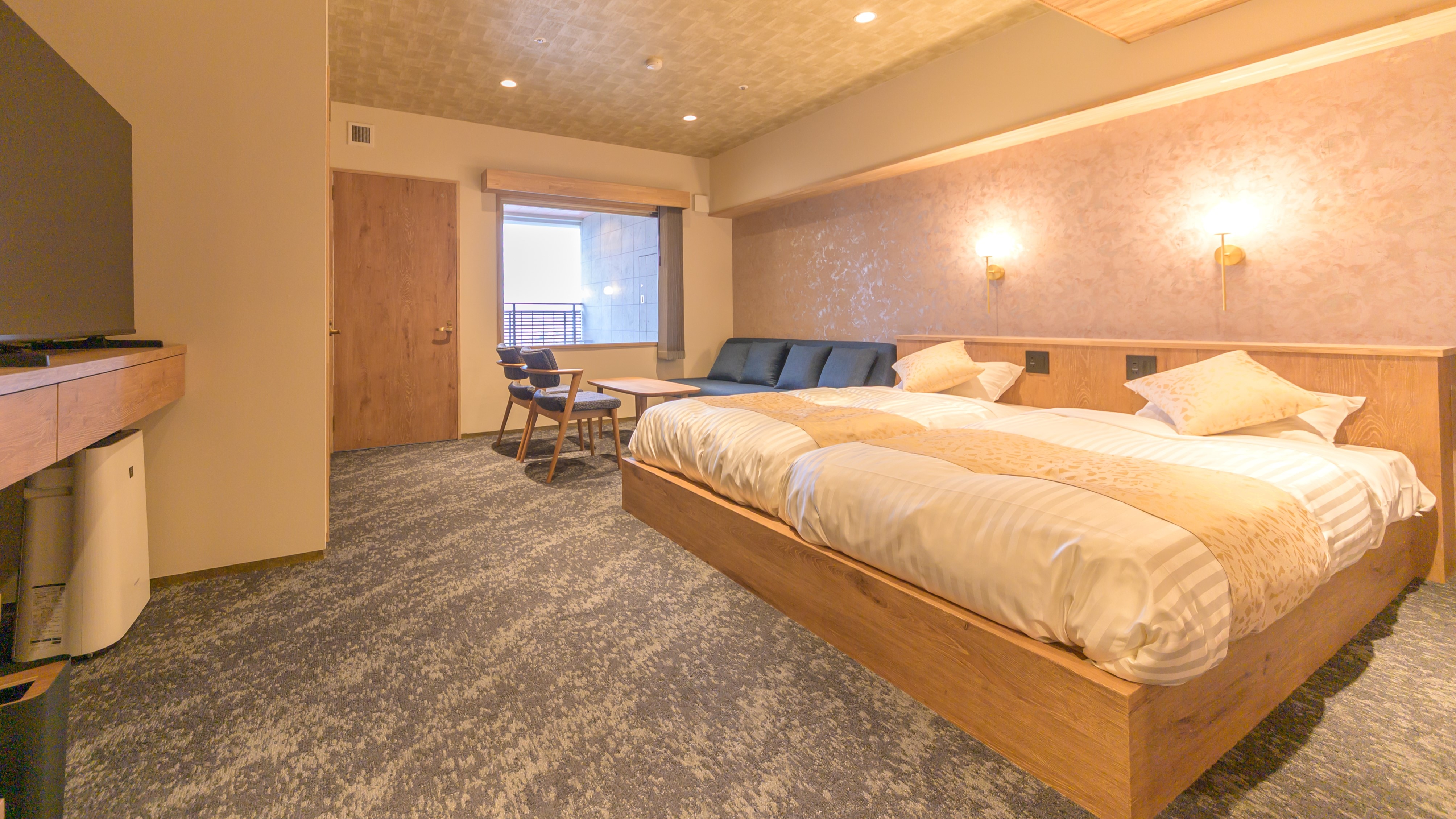 Guest room with open-air bath "Executive Satoyama Premium (Western-style room)" [5th floor, non-smoking] (example of a guest room)