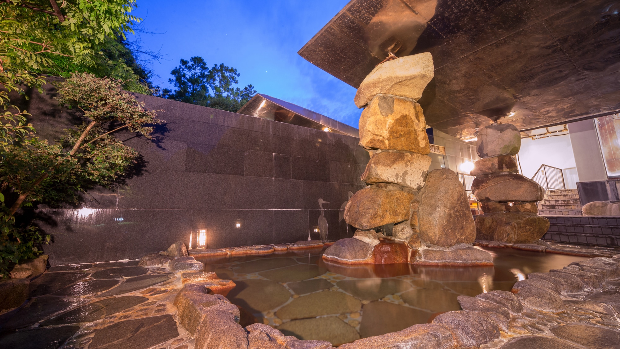 Main Building Yunogo Grand Hotel Open-air Bath