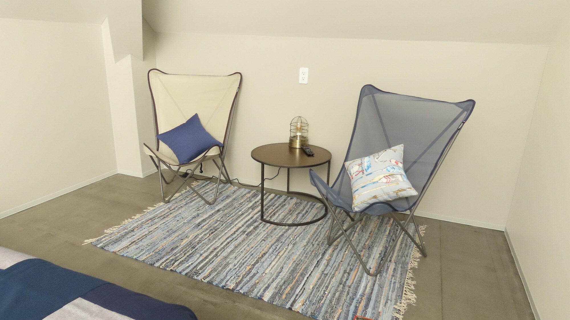 <203> Penthouse Twin