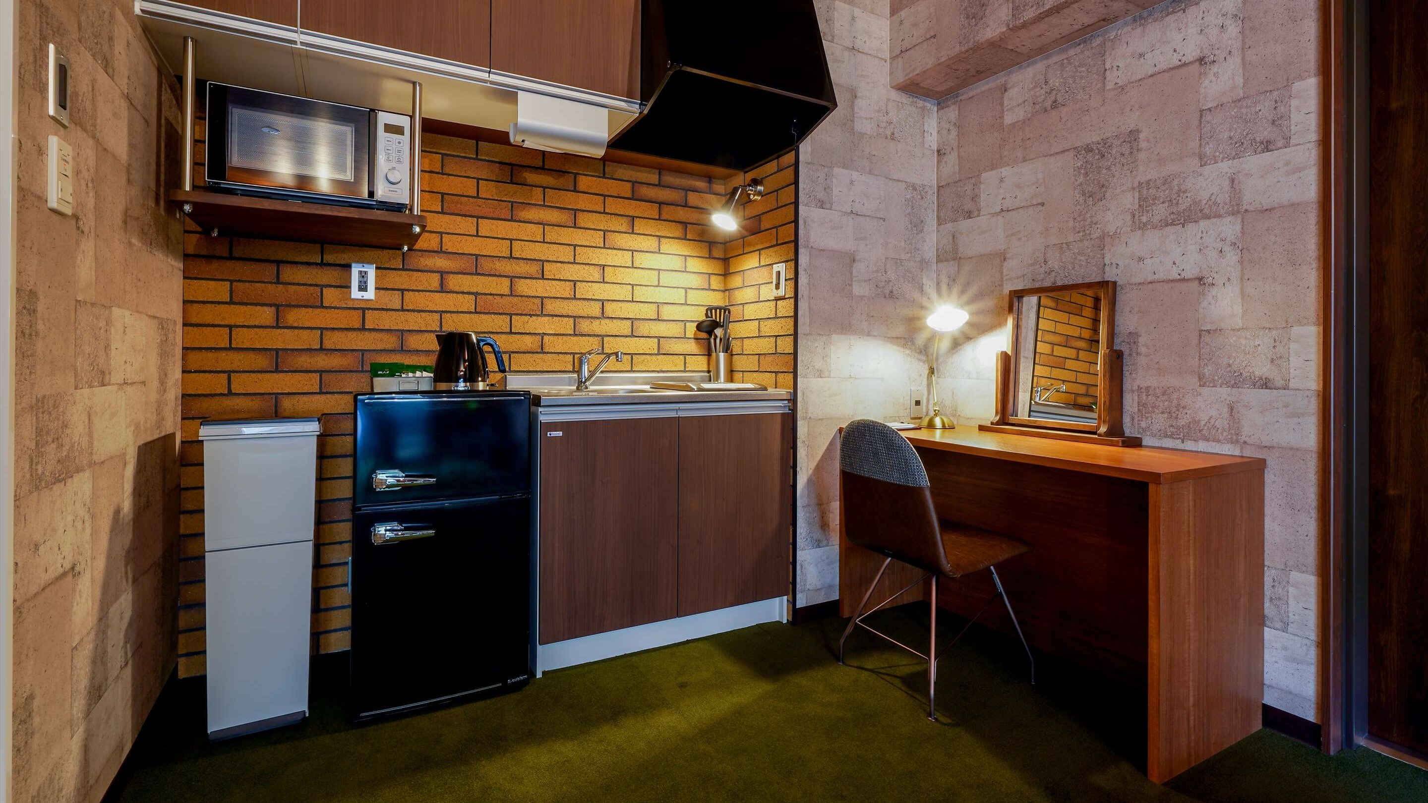 [2 double beds and 1 sofa bed]