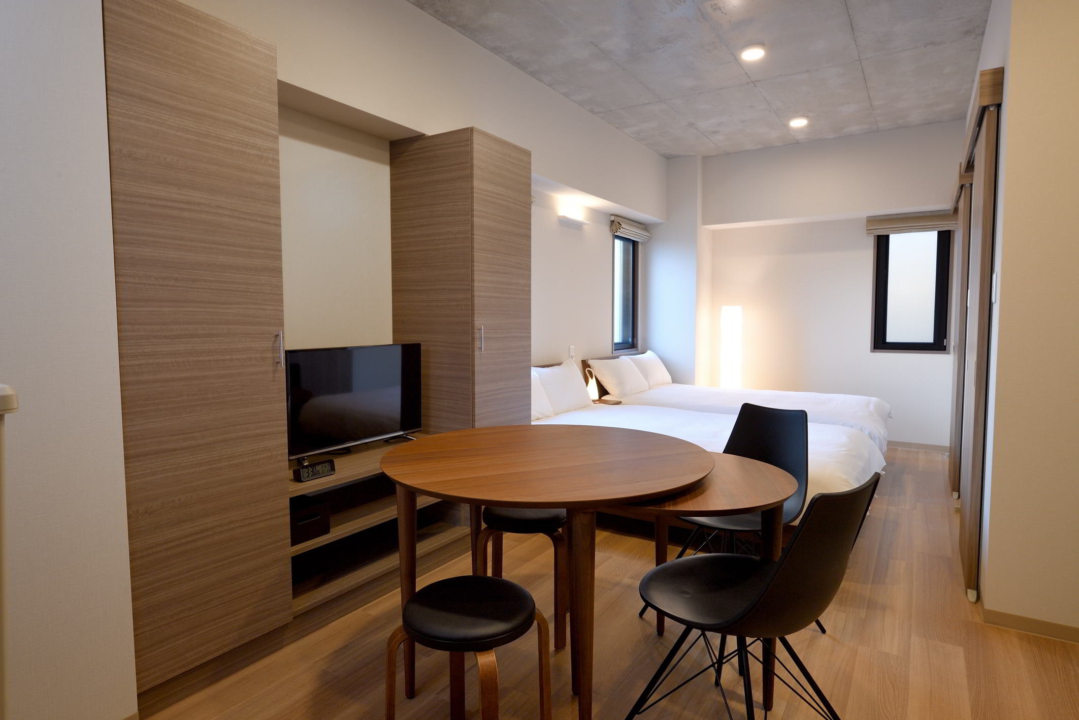 Main bedroom and dining area