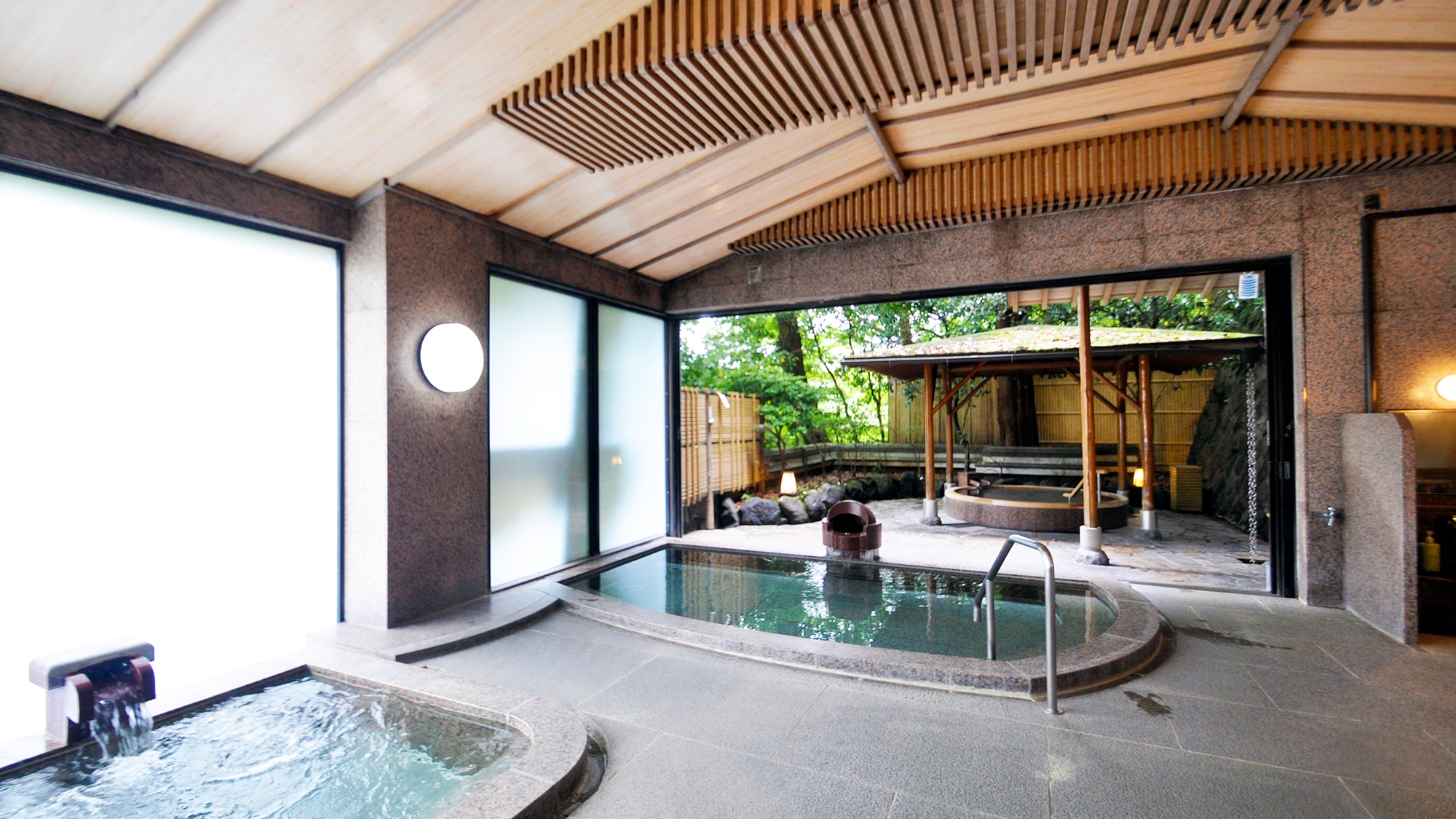 "Uchiyu" Ladies' large communal bath