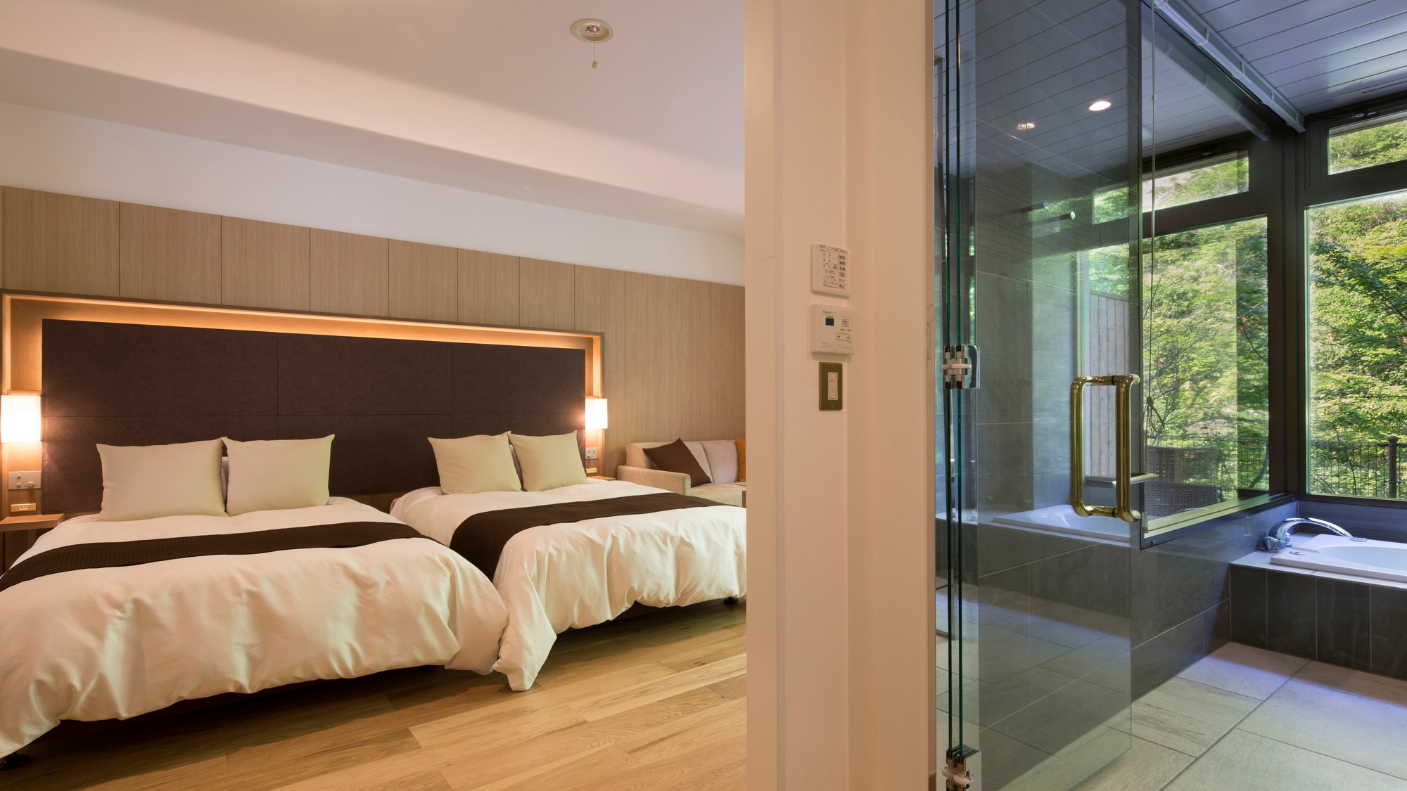 [1st floor] Felice (with deck) (river side landscape)