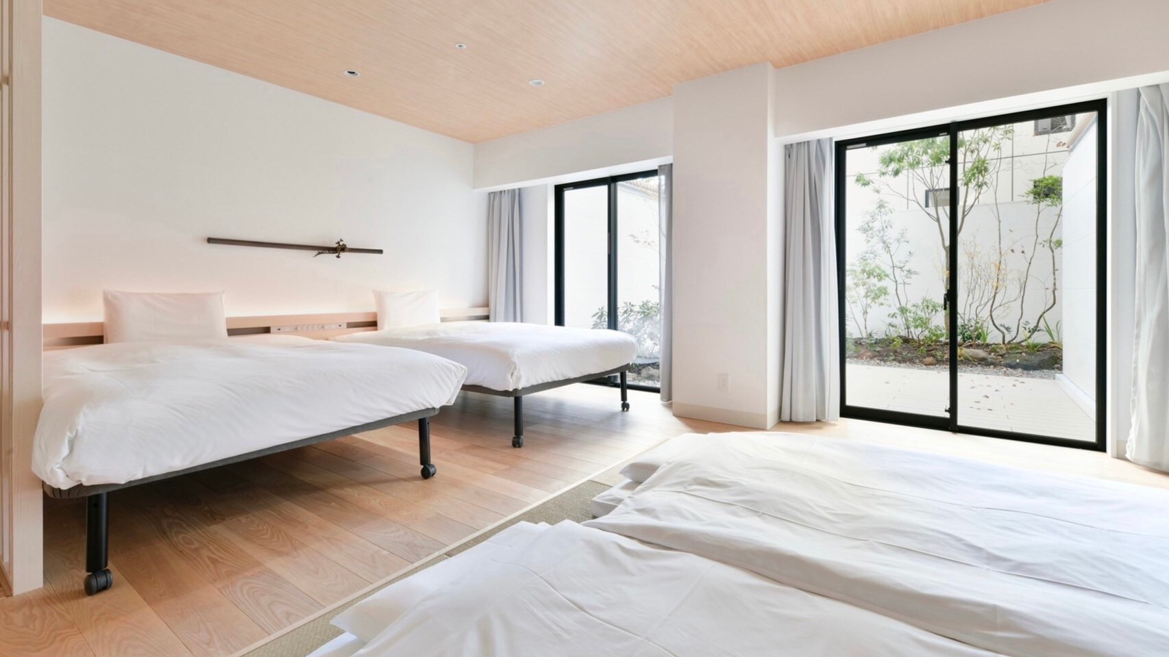 [Premium Twin Room] Futons will be provided for 3 or 4 adults.