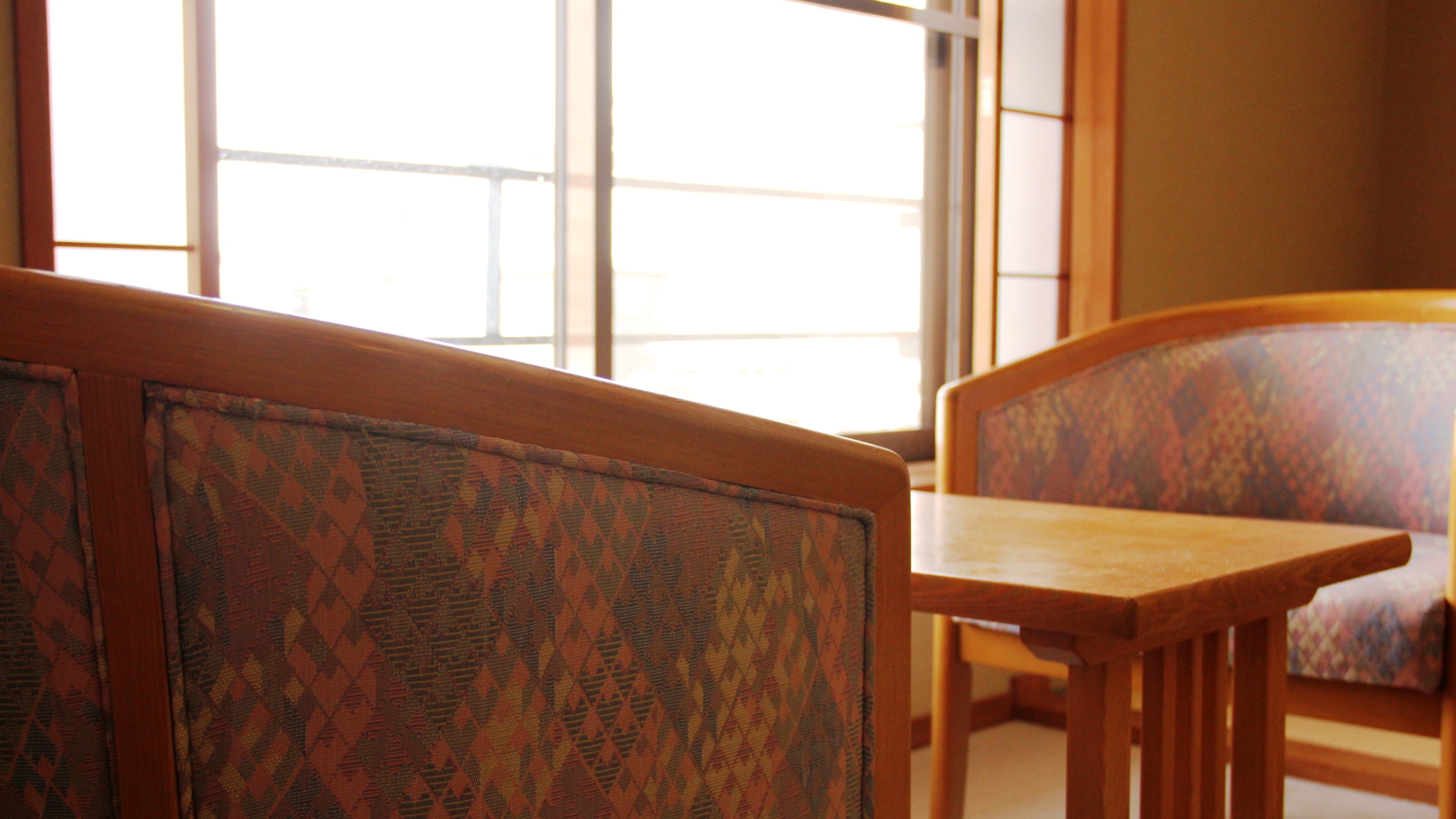 Please relax on the veranda and enjoy the view.