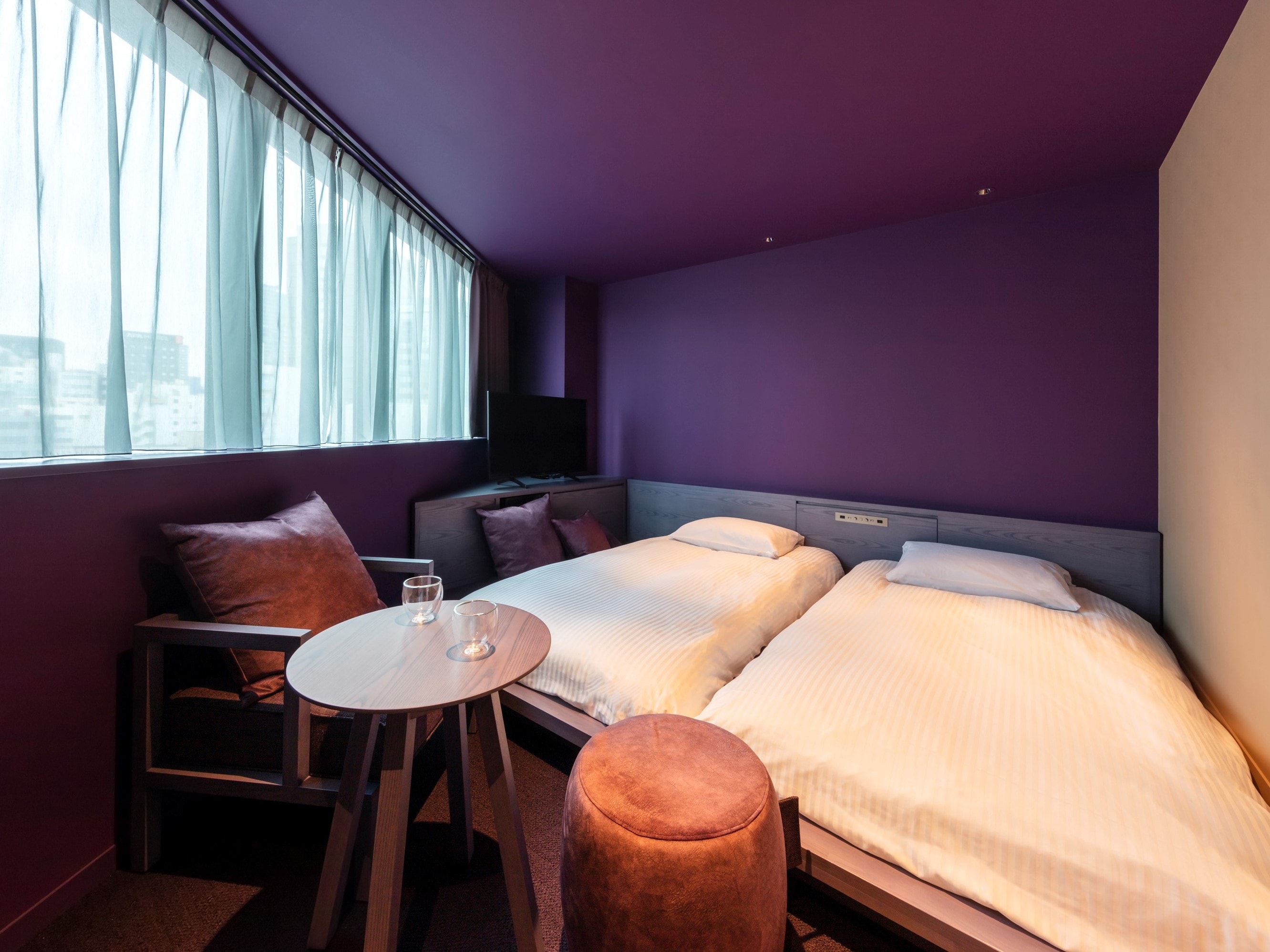 Kamar Standar B (Ungu)