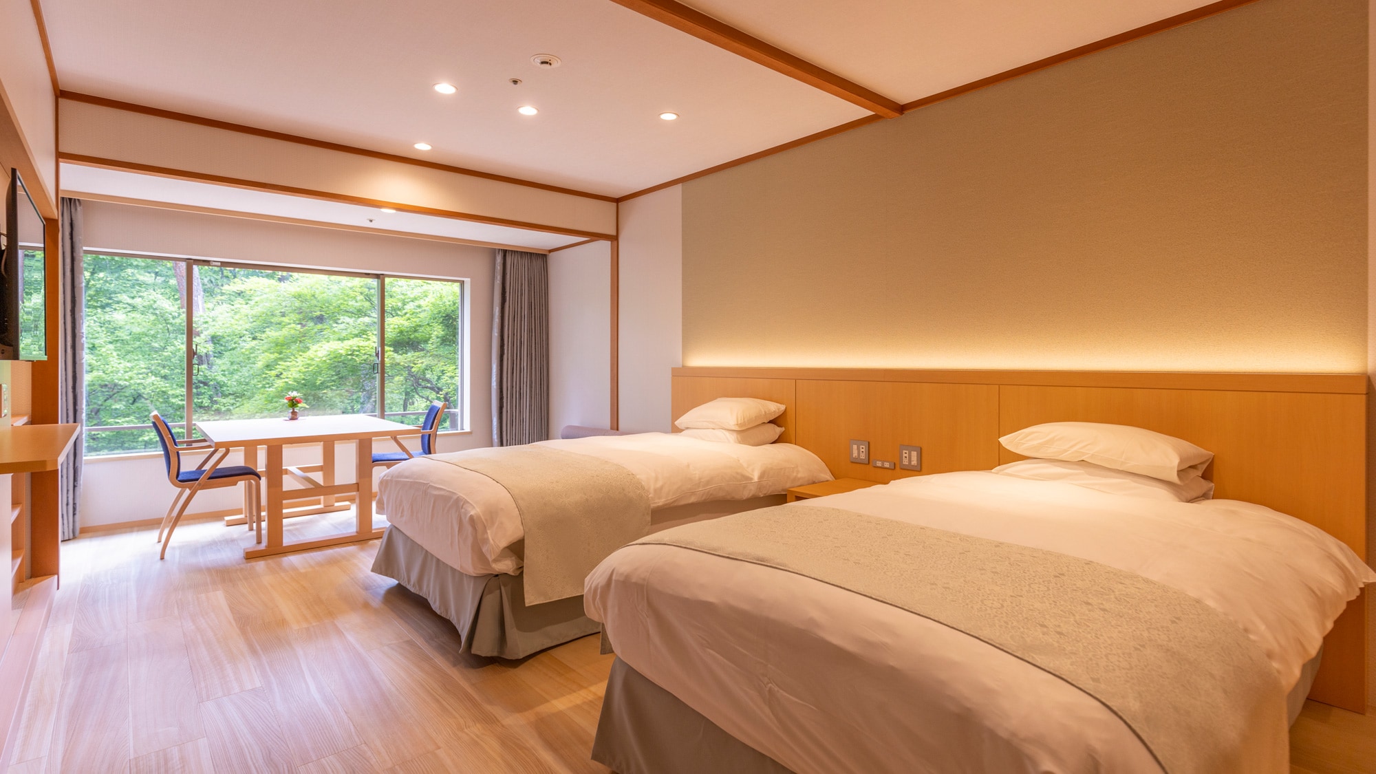 <Renewal scheduled for 2023> Twin room with semi-open-air bath | Hot spring (52 m2)