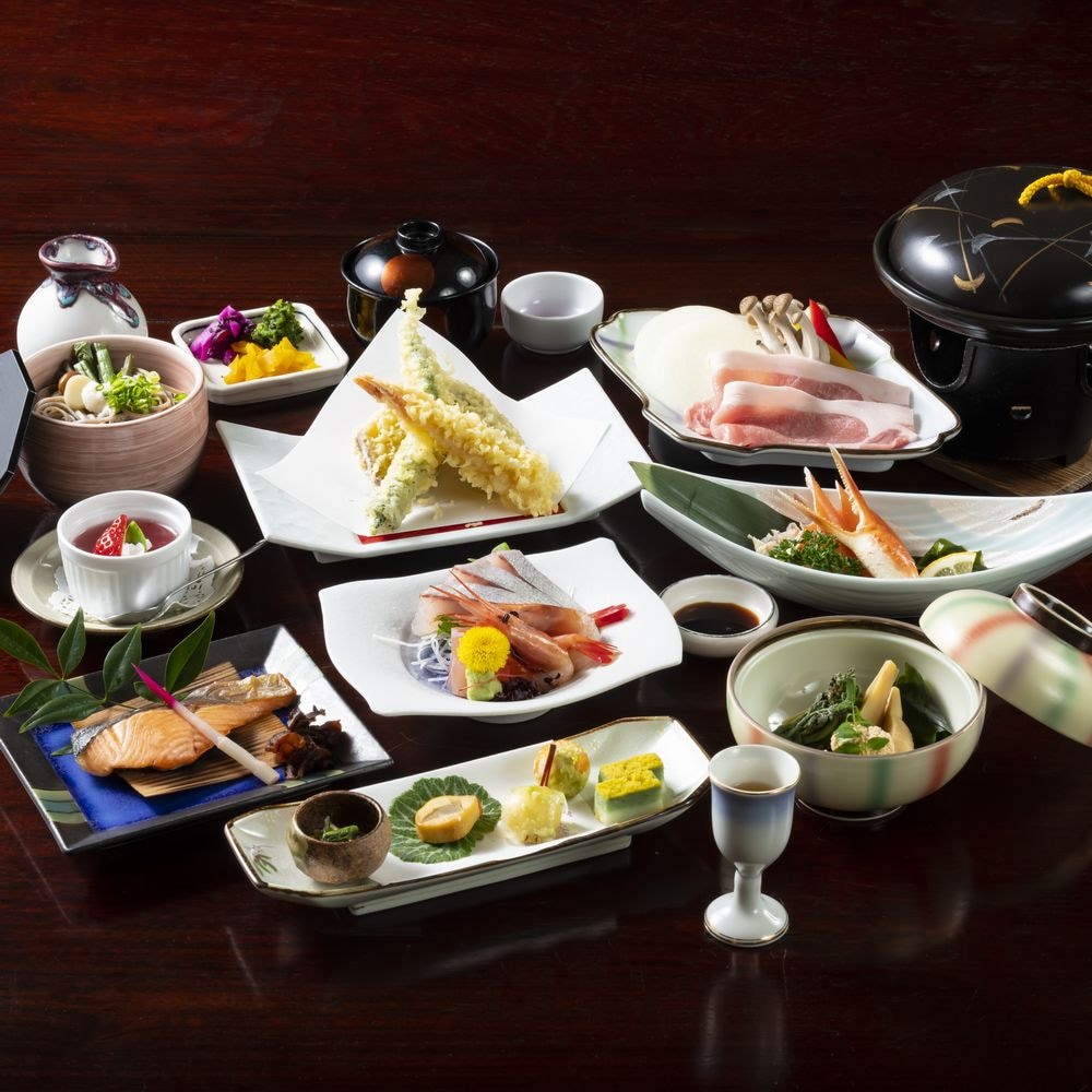 以合理的價格享用日本海的海鮮！熱水花盤示例