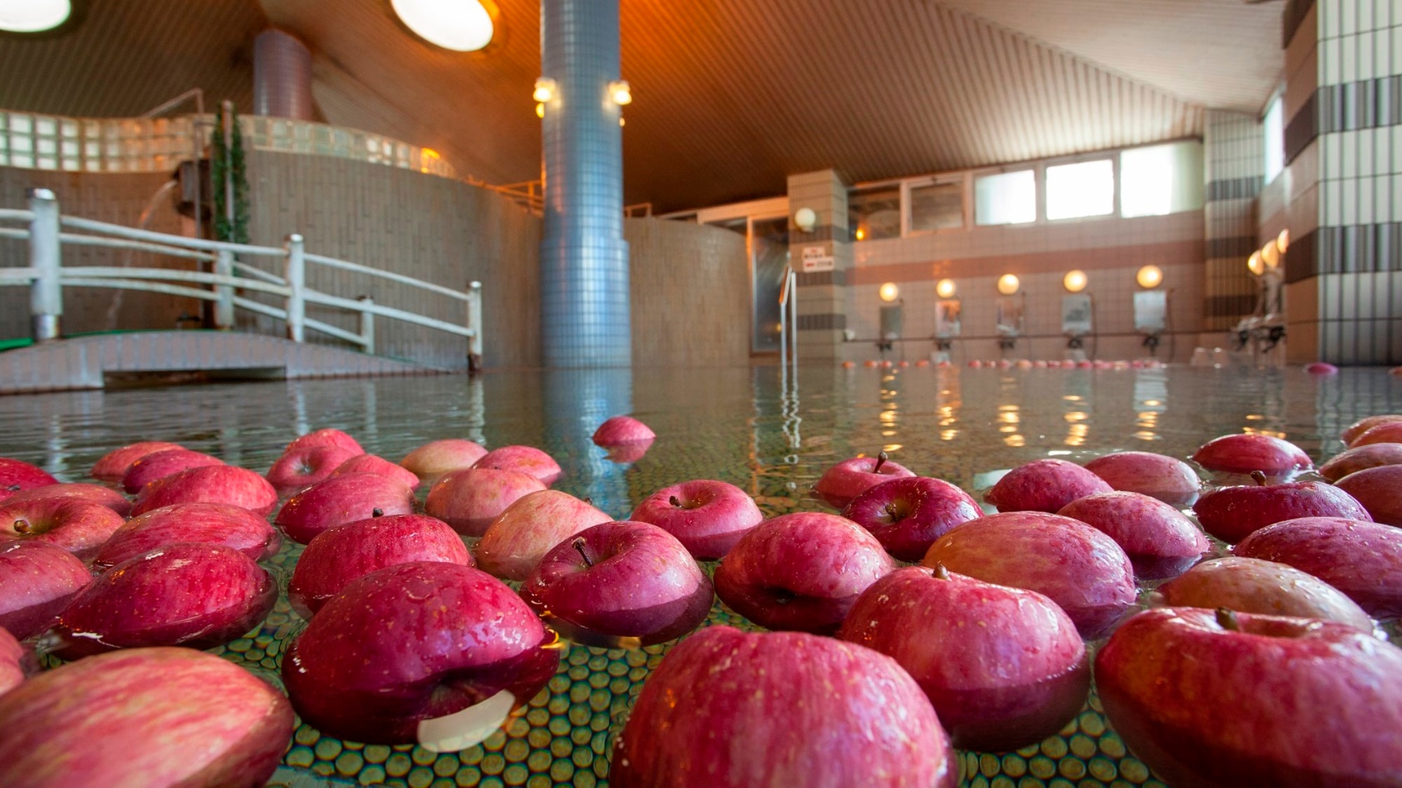  大浴場『苹果の湯』リンゴ