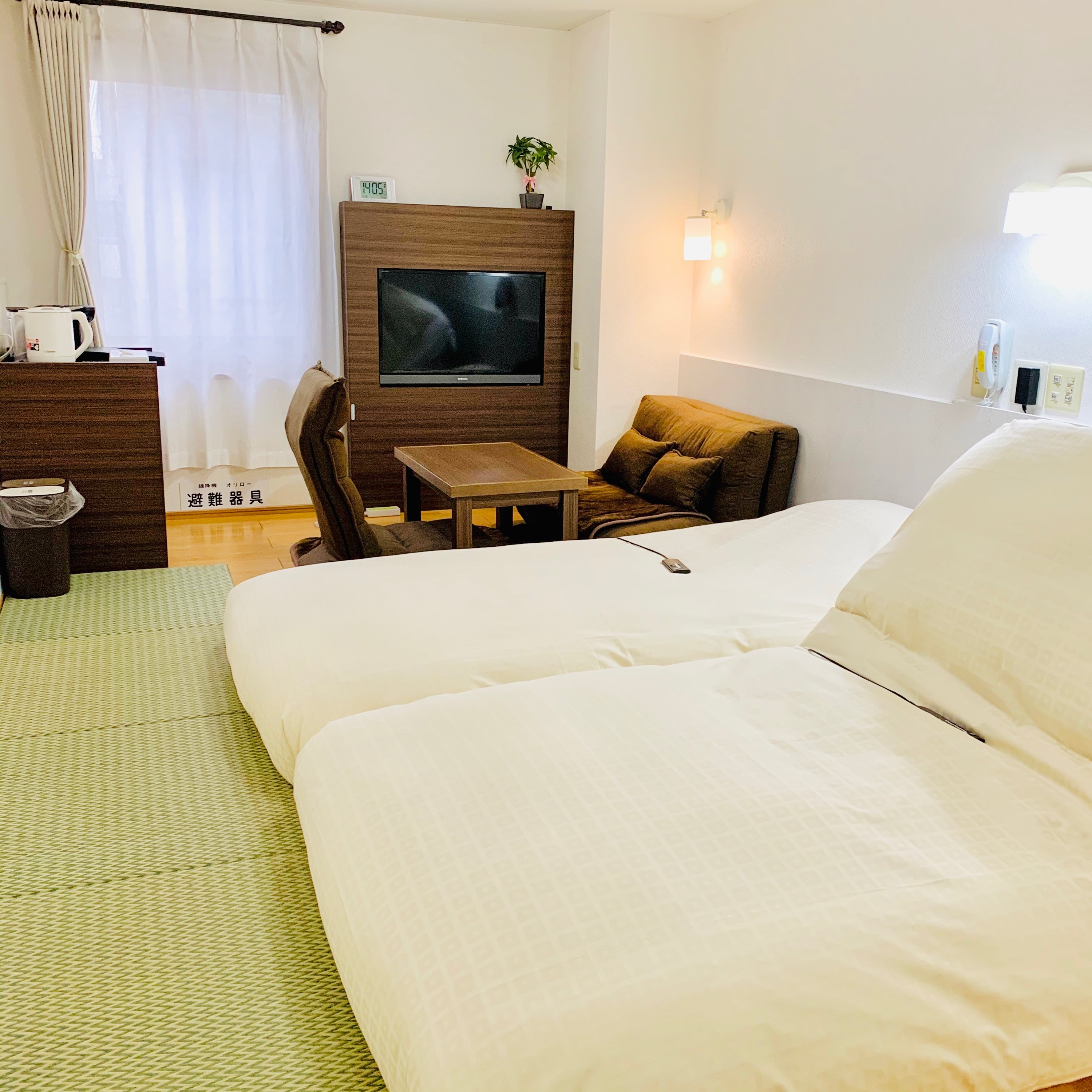 GORONE Twin Room B