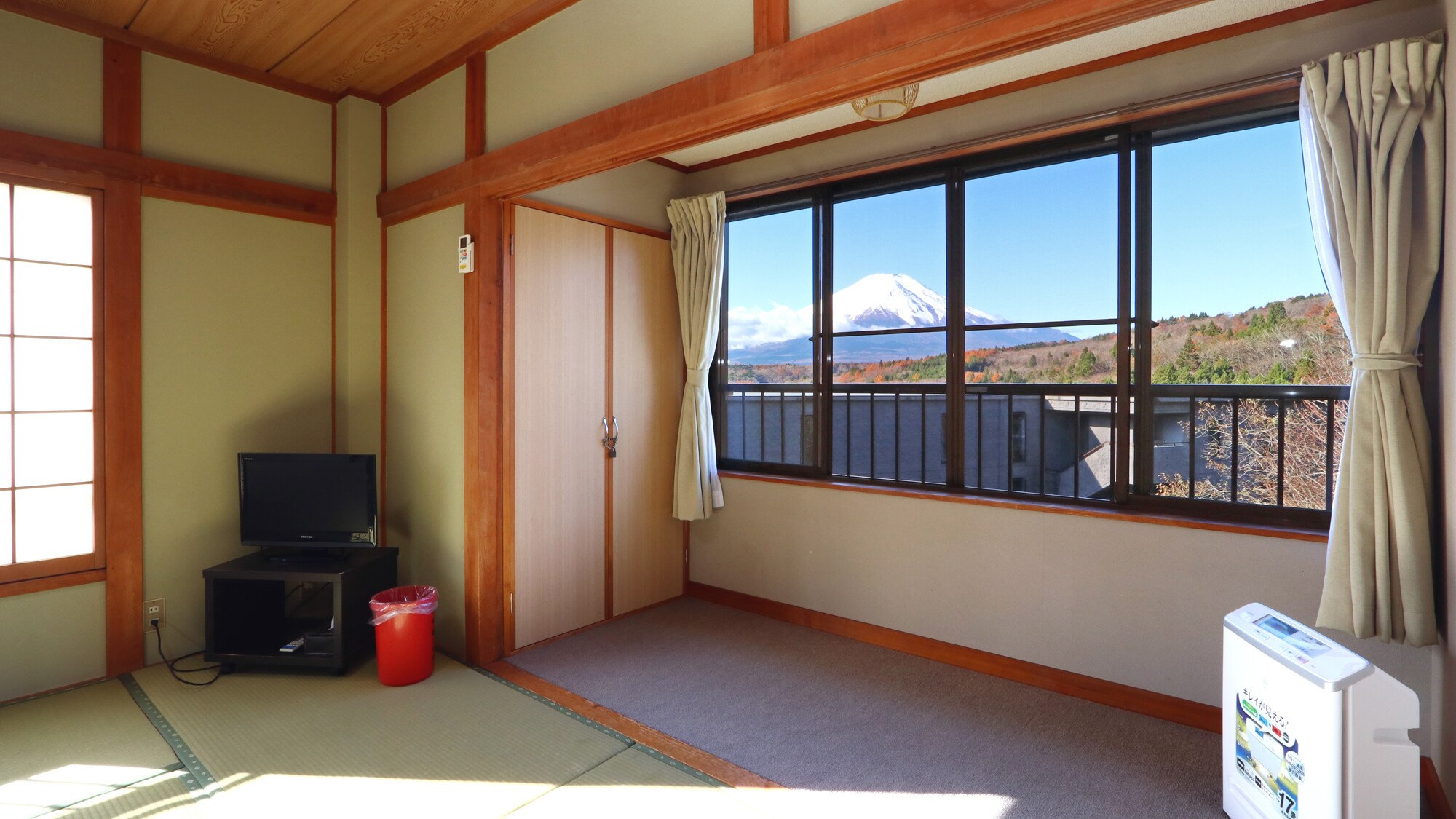 *[Guest room] Mt. Fuji view ◆ Japanese-style room with 8 tatami mats