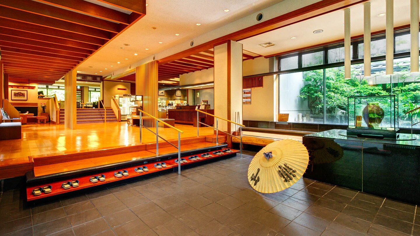  [Lobby] Sảnh rộng rãi mang lại cảm giác sang trọng