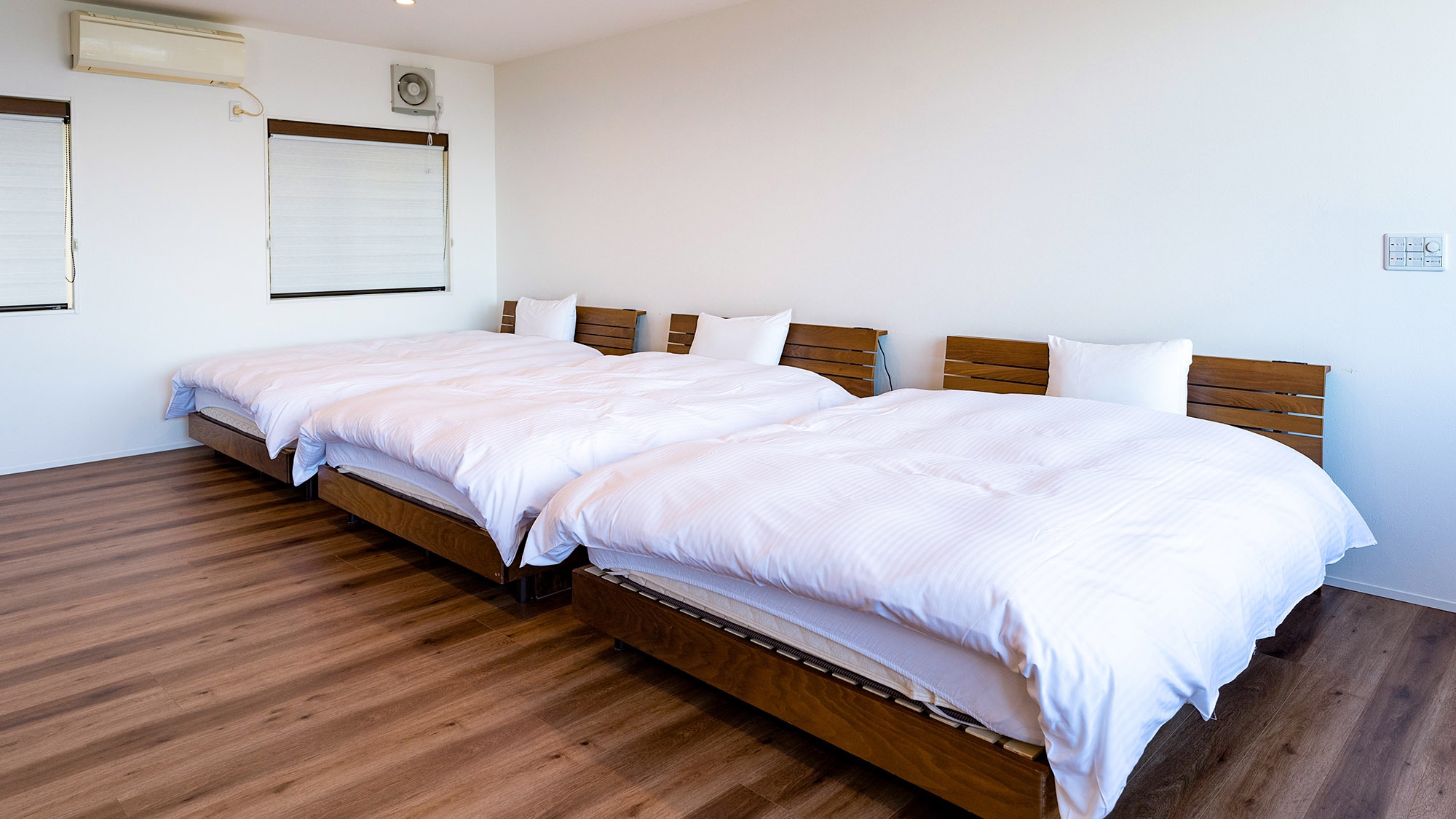 ・[Bedroom] Relax with the family on side-by-side beds