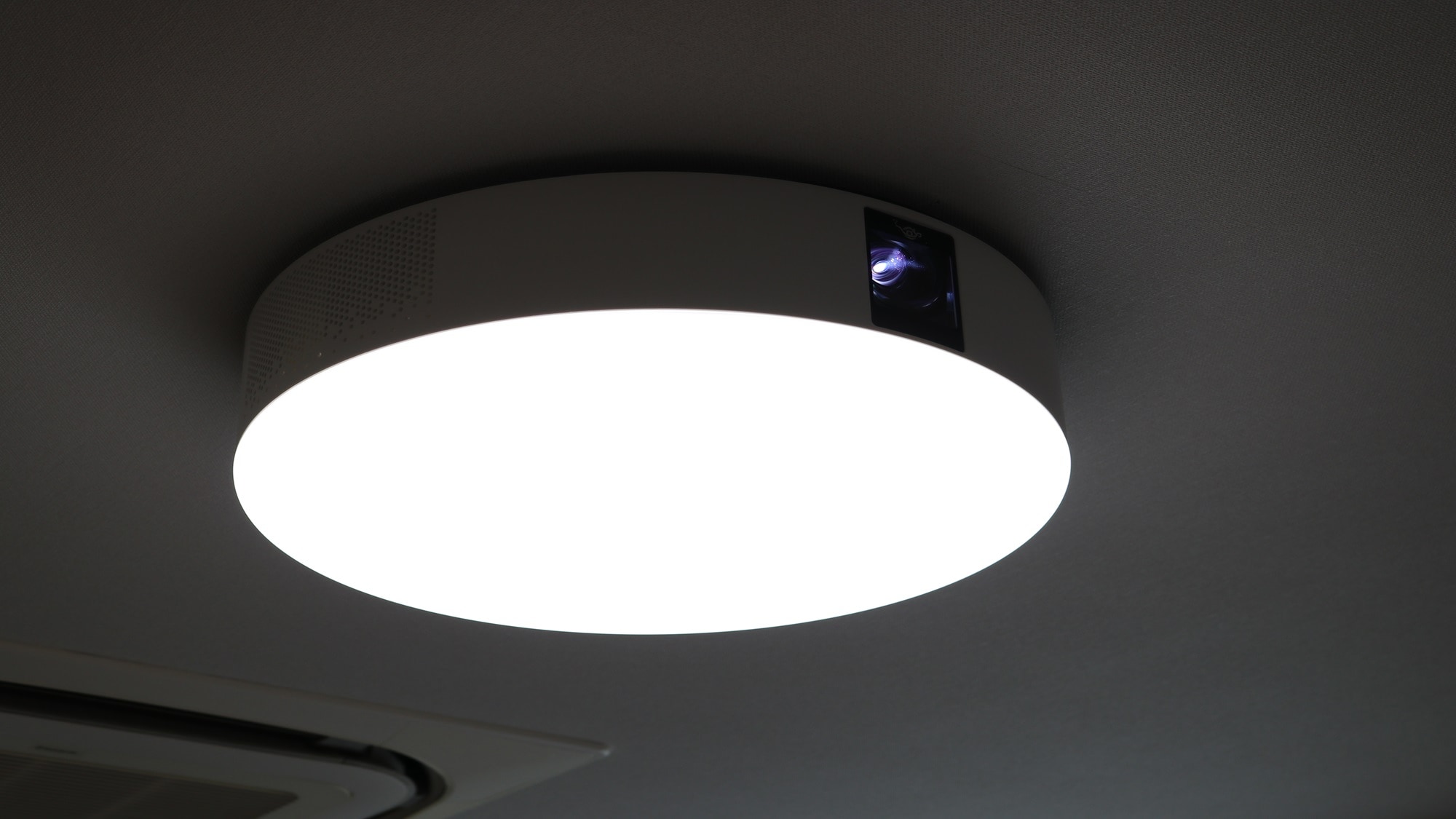 ■Kamar bergaya Jepang 11 tikar tatami, kamar deluxe twin ■Lampu langit-langit dengan proyektor [Aladdin X2]