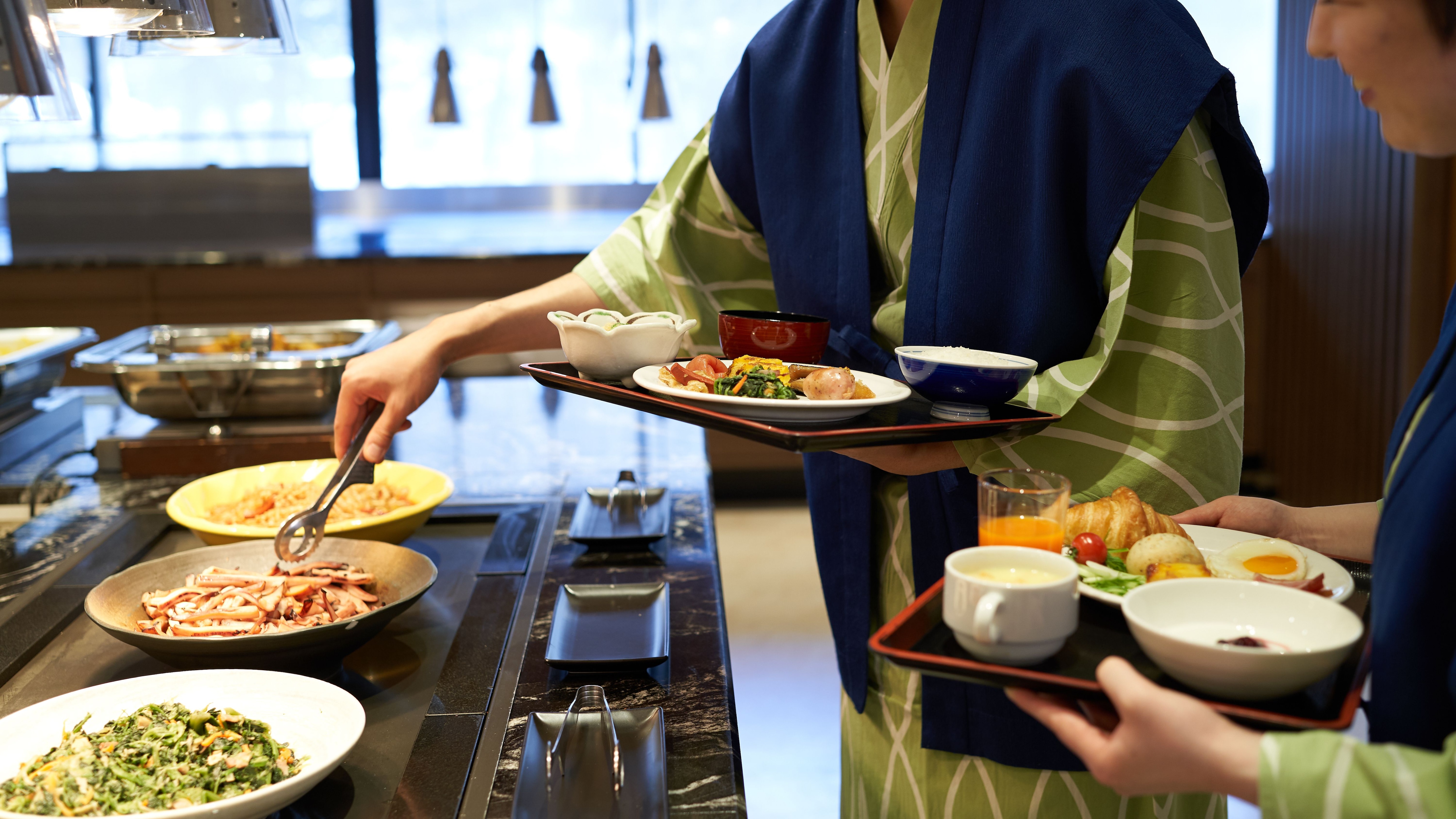 Enjoy a luxurious buffet in the morning (image) [Breakfast Buffet]