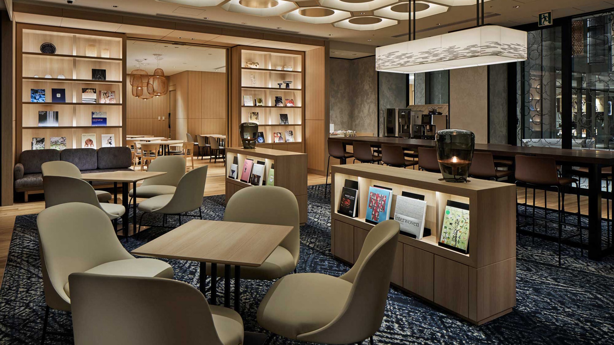  [Guest lounge] Free space where travelers gather * Image