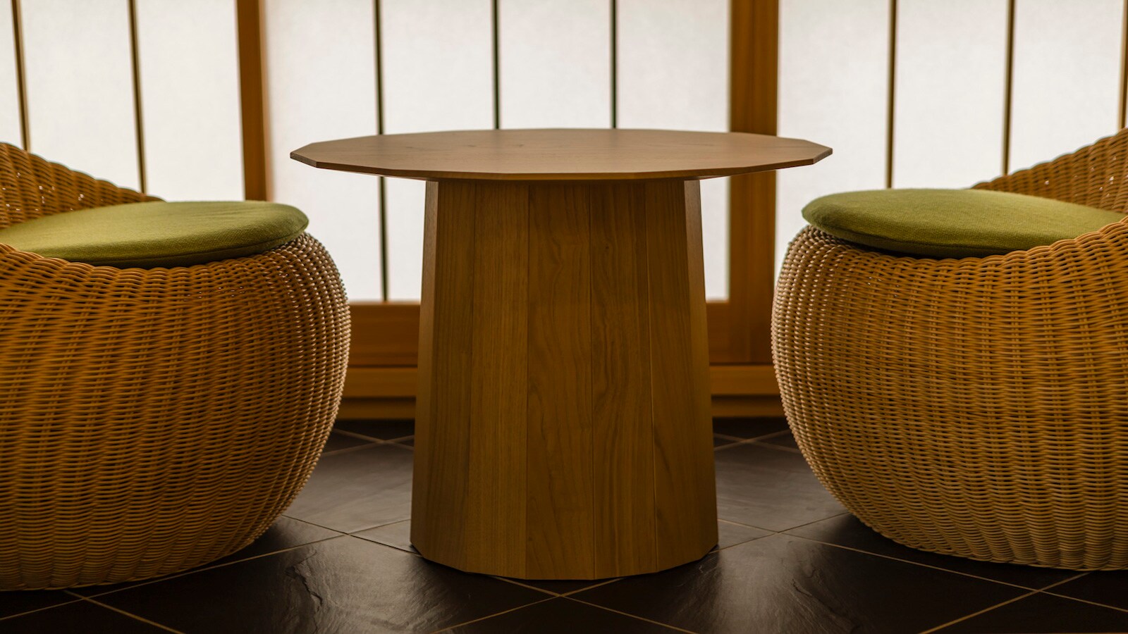 [Large size, with a half open-air bath made of cypress wood and a natural hot spring] Japanese-style room with 10 tatami mats