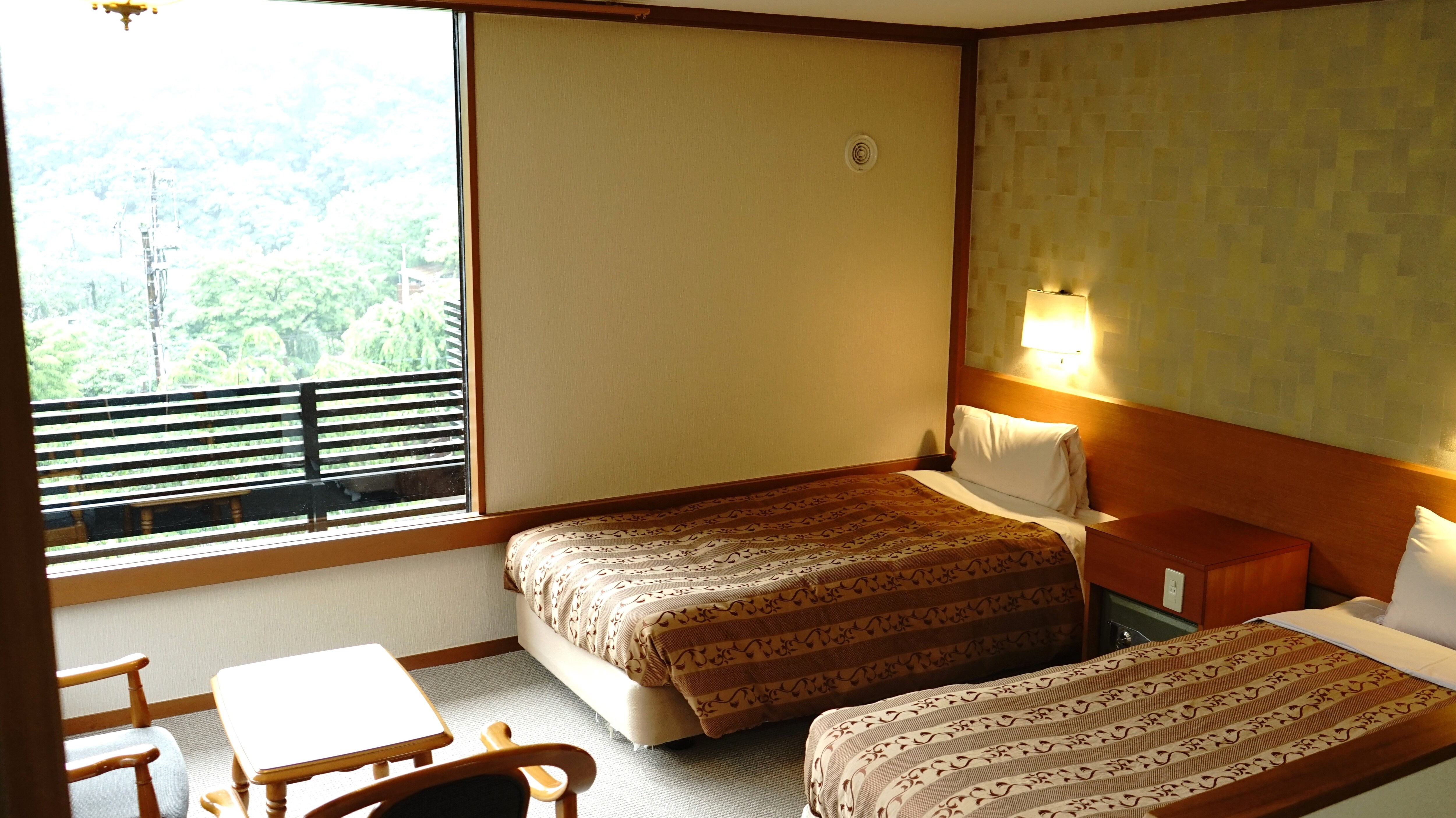 [Annex Japanese-Western style room] (non-smoking) <Example of guest room>